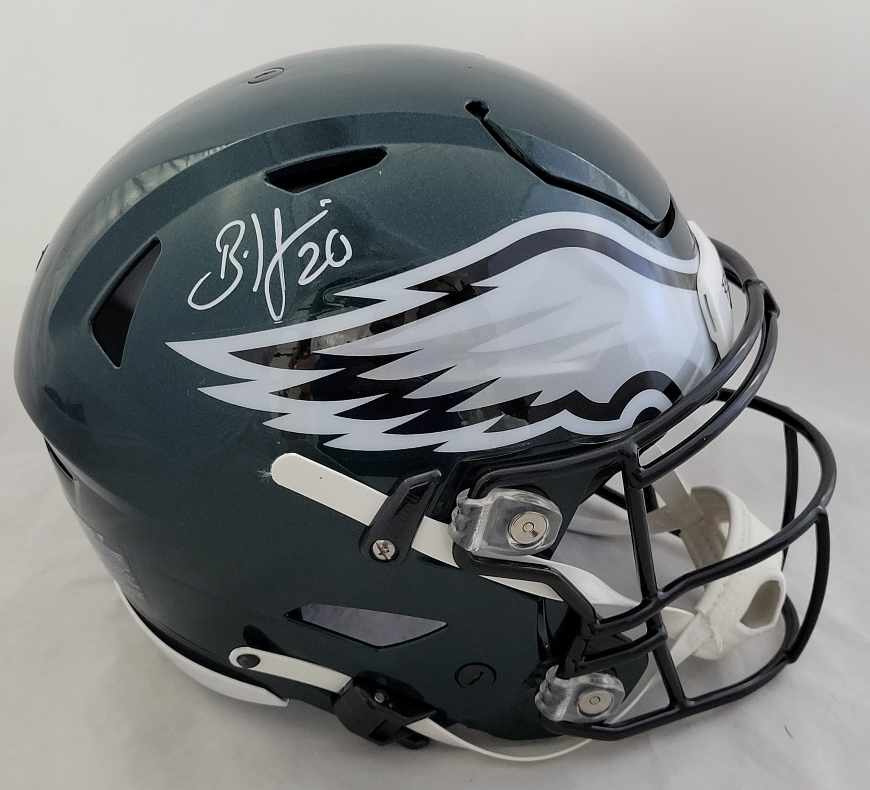 Brian Dawkins Signed Eagles Full-Size Authentic On-Field SpeedFlex Helmet (Beckett Hologram) at PristineAuction.com Brian Dawkins Signed Eagles Full-Size Authentic On-Field SpeedFlex Helmet (Beckett Hologram) at PristineAuction.com