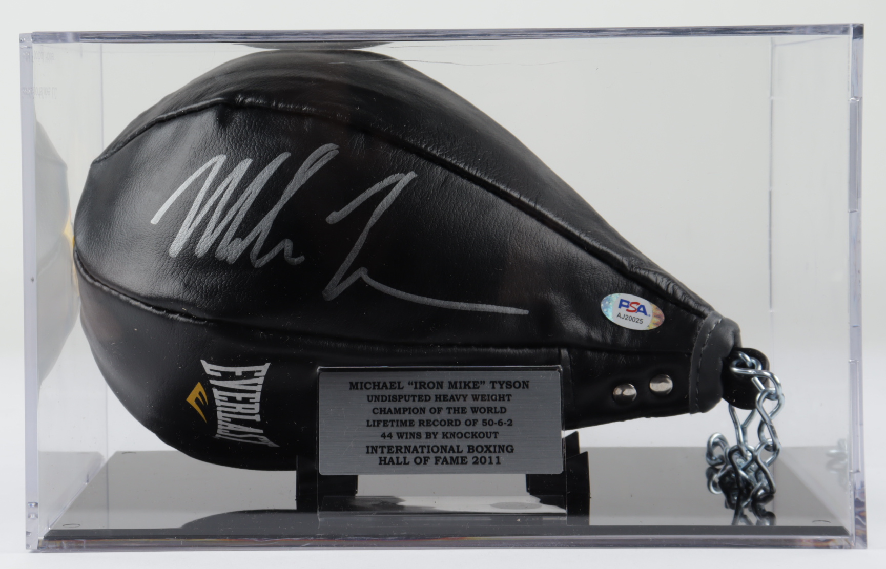 Mike Tyson Signed Everlast Boxing Speed Punching Bag With Display Case (PSA COA) at PristineAuction.com Mike Tyson Signed Everlast Boxing Speed Punching Bag With Display Case (PSA COA) at PristineAuction.com