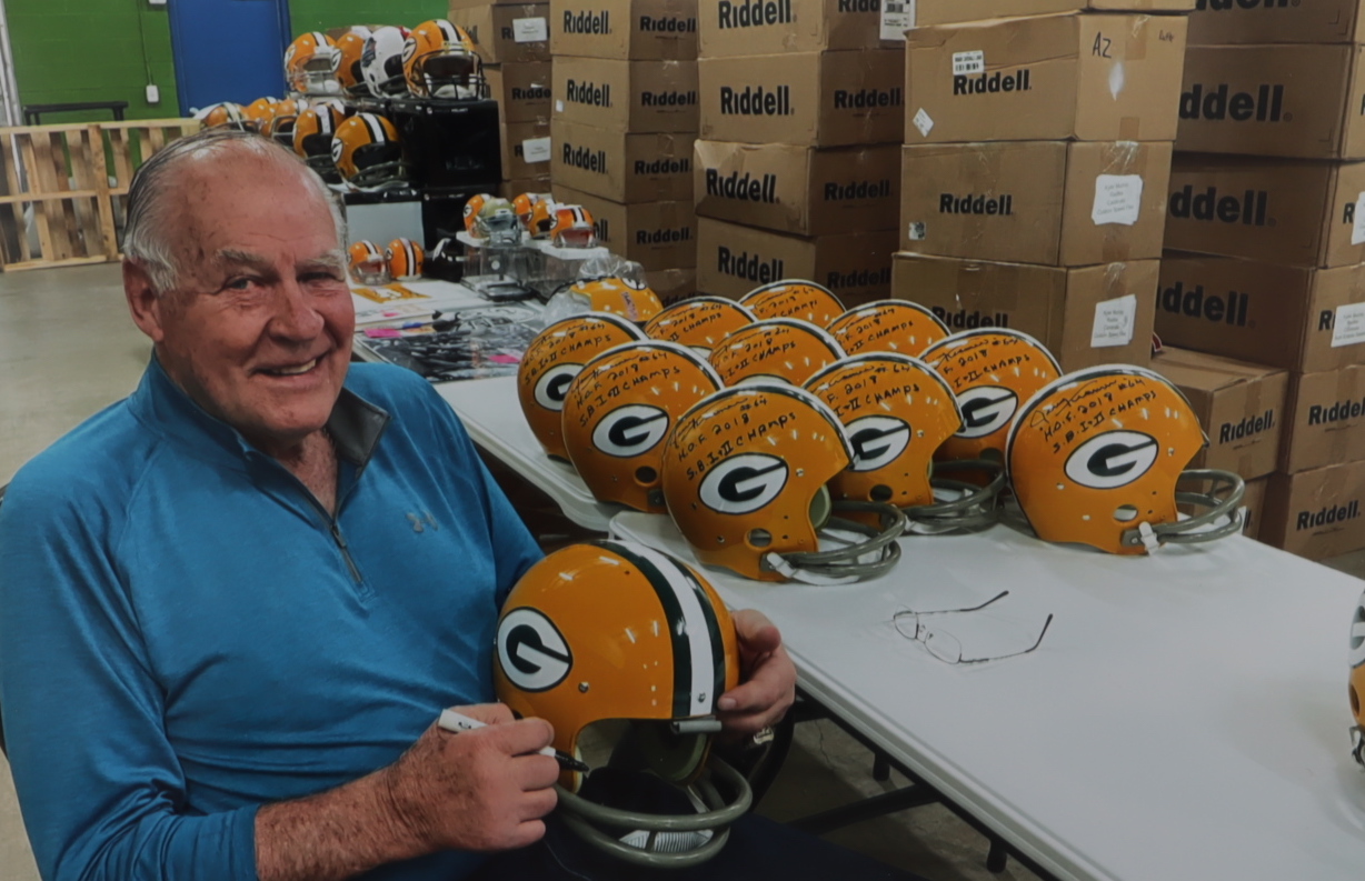 Jerry Kramer Signed Packers Full-Size Throwback Suspension Helmet Inscribed "S.B. I + II Champs" & "H.O.F. 2018" (Radtke COA) (See Description) at PristineAuction.com Jerry Kramer Signed Packers Full-Size Throwback Suspension Helmet Inscribed "S.B. I + II Champs" & "H.O.F. 2018" (Radtke COA) (See Description) at PristineAuction.com