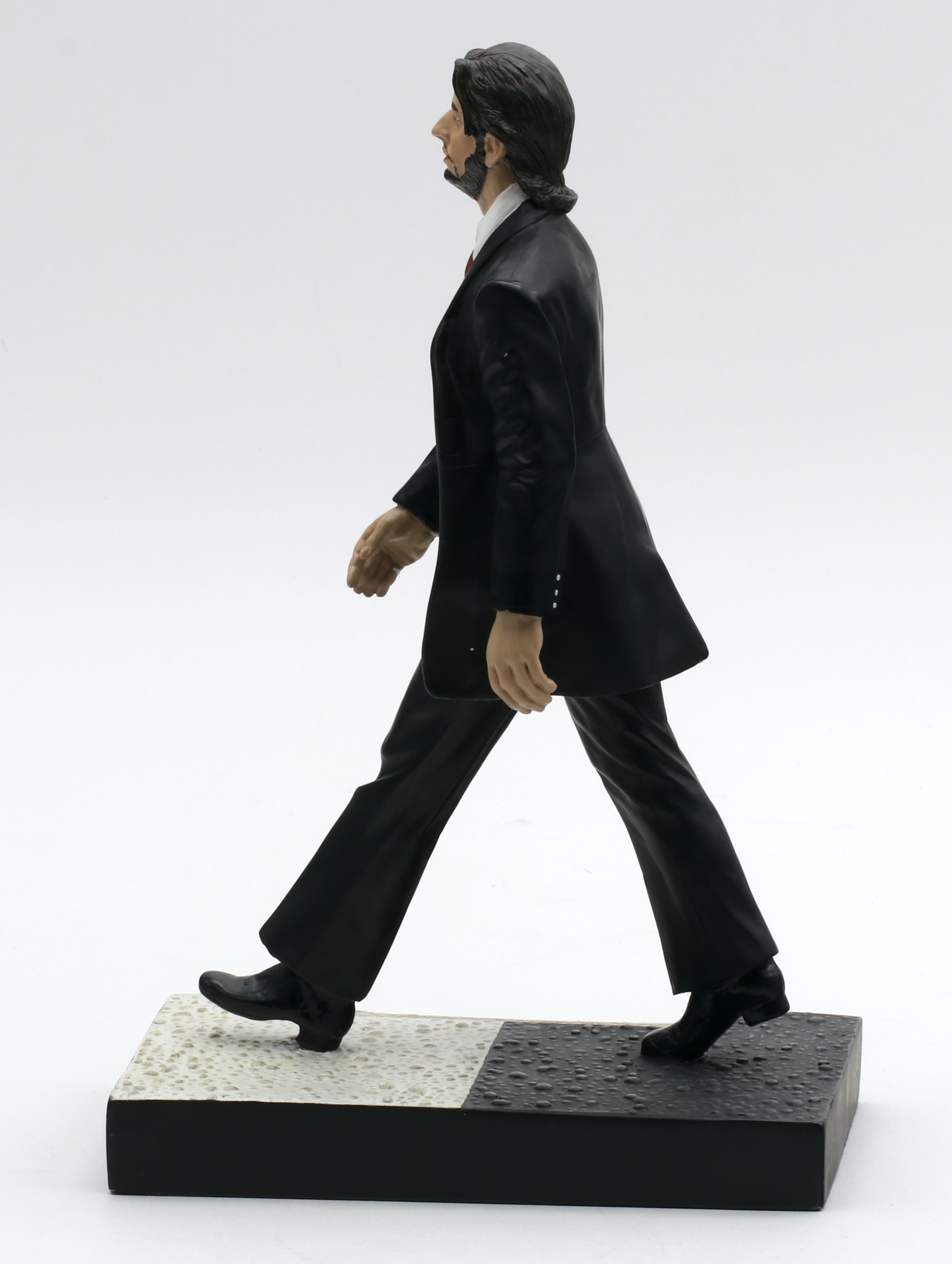 Ringo Starr Signed LE Gartlan Statue (Gartlan COA) at PristineAuction.com Ringo Starr Signed LE Gartlan Statue (Gartlan COA) at PristineAuction.com