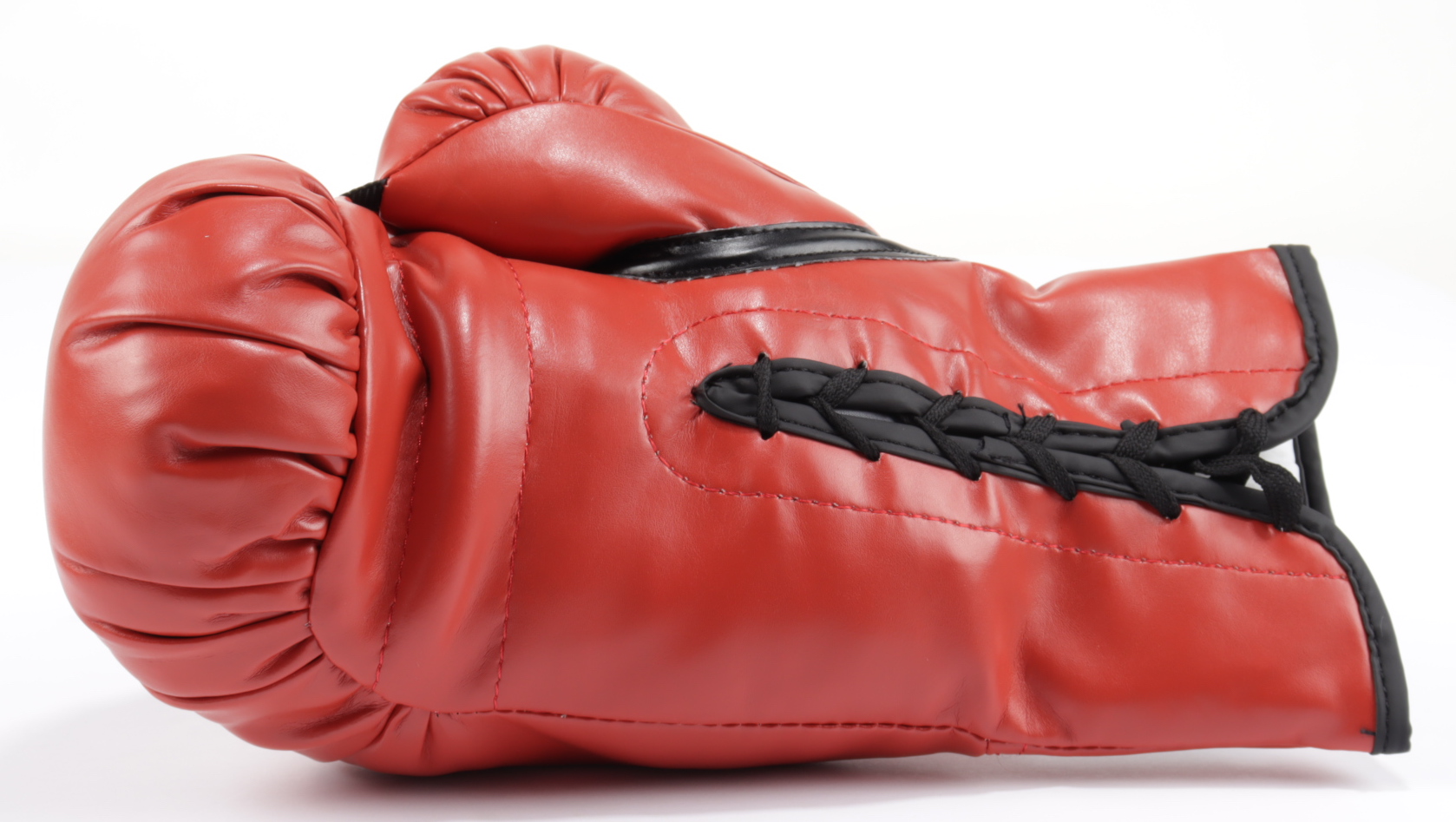 Mike Tyson Signed Everlast Boxing Glove (Beckett Hologram & Tyson Hologram) at PristineAuction.com Mike Tyson Signed Everlast Boxing Glove (Beckett Hologram & Tyson Hologram) at PristineAuction.com