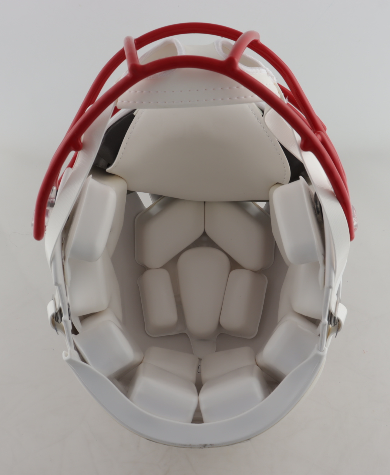 Rob Gronkowski Signed Patriots Full-Size Authentic On-Field Matte White Speed Helmet Inscribed "Gronk Smash!" (Radtke Hologram) (See Description) at PristineAuction.com Rob Gronkowski Signed Patriots Full-Size Authentic On-Field Matte White Speed Helmet Inscribed "Gronk Smash!" (Radtke Hologram) (See Description) at PristineAuction.com