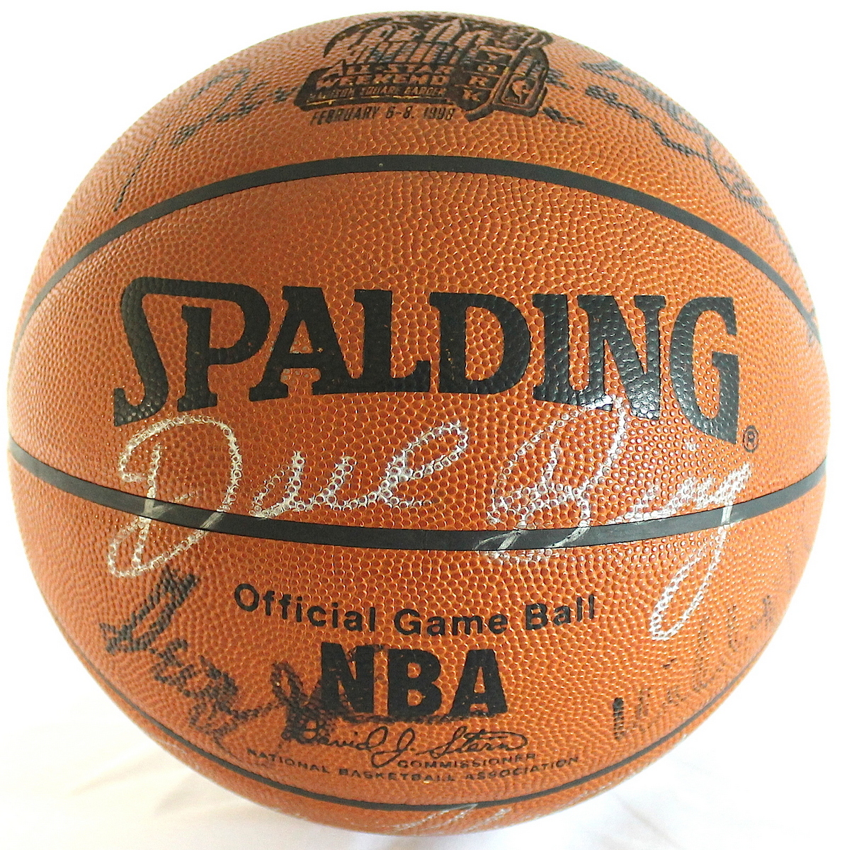 1998 NBA All-Star Basketball Signed by (14) with Bob Cousy, George Mikan, Oscar Robertson (Autograph Reference LOA) at PristineAuction.com 1998 NBA All-Star Basketball Signed by (14) with Bob Cousy, George Mikan, Oscar Robertson (Autograph Reference LOA) at PristineAuction.com