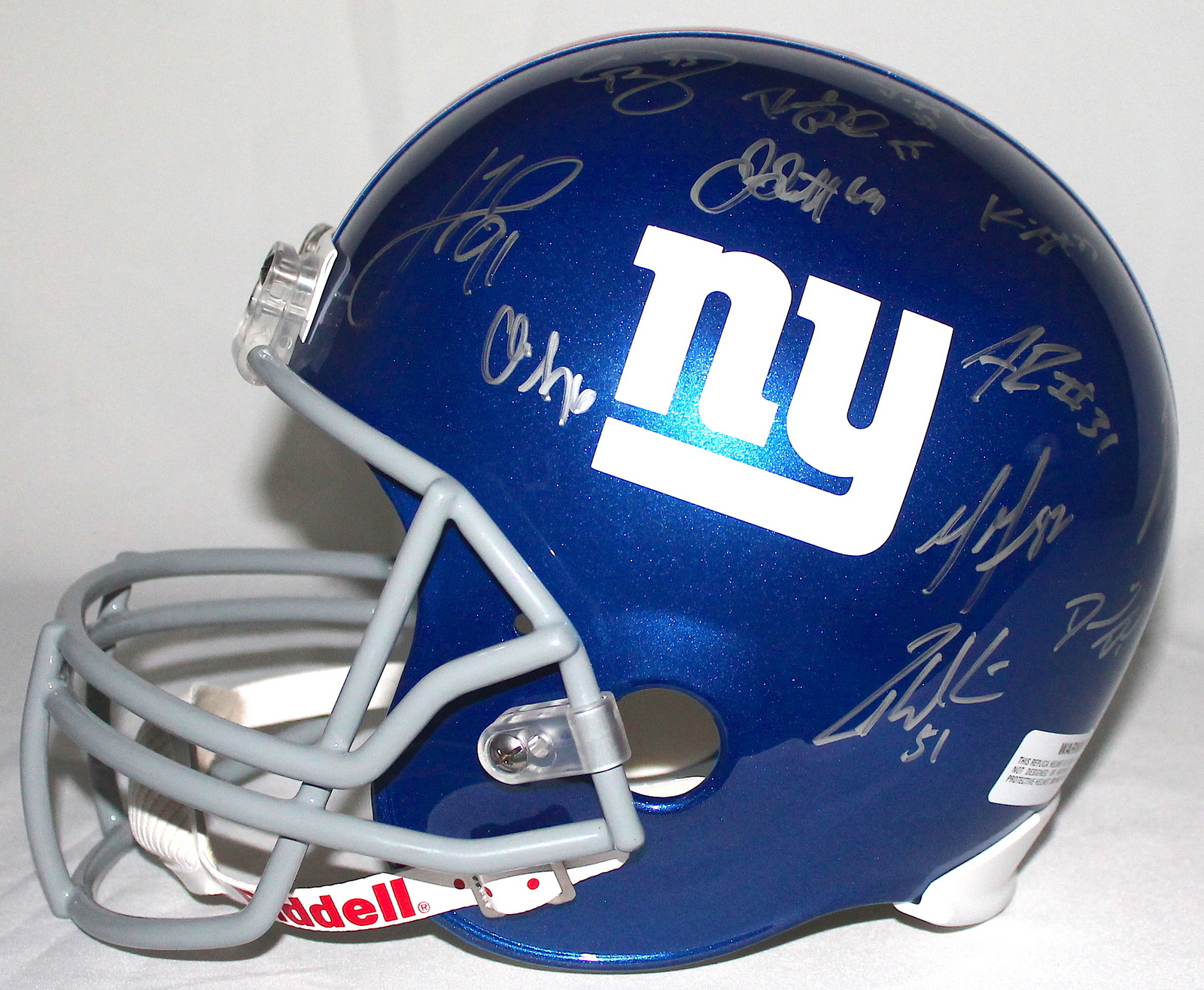 2011-12 Giants Team Signed by (22) with Eli Manning, Victor Cruz, Hakeem Nicks, Justin Tuck, Mario Manningham (Steiner COA) at PristineAuction.com 2011-12 Giants Team Signed by (22) with Eli Manning, Victor Cruz, Hakeem Nicks, Justin Tuck, Mario Manningham (Steiner COA) at PristineAuction.com