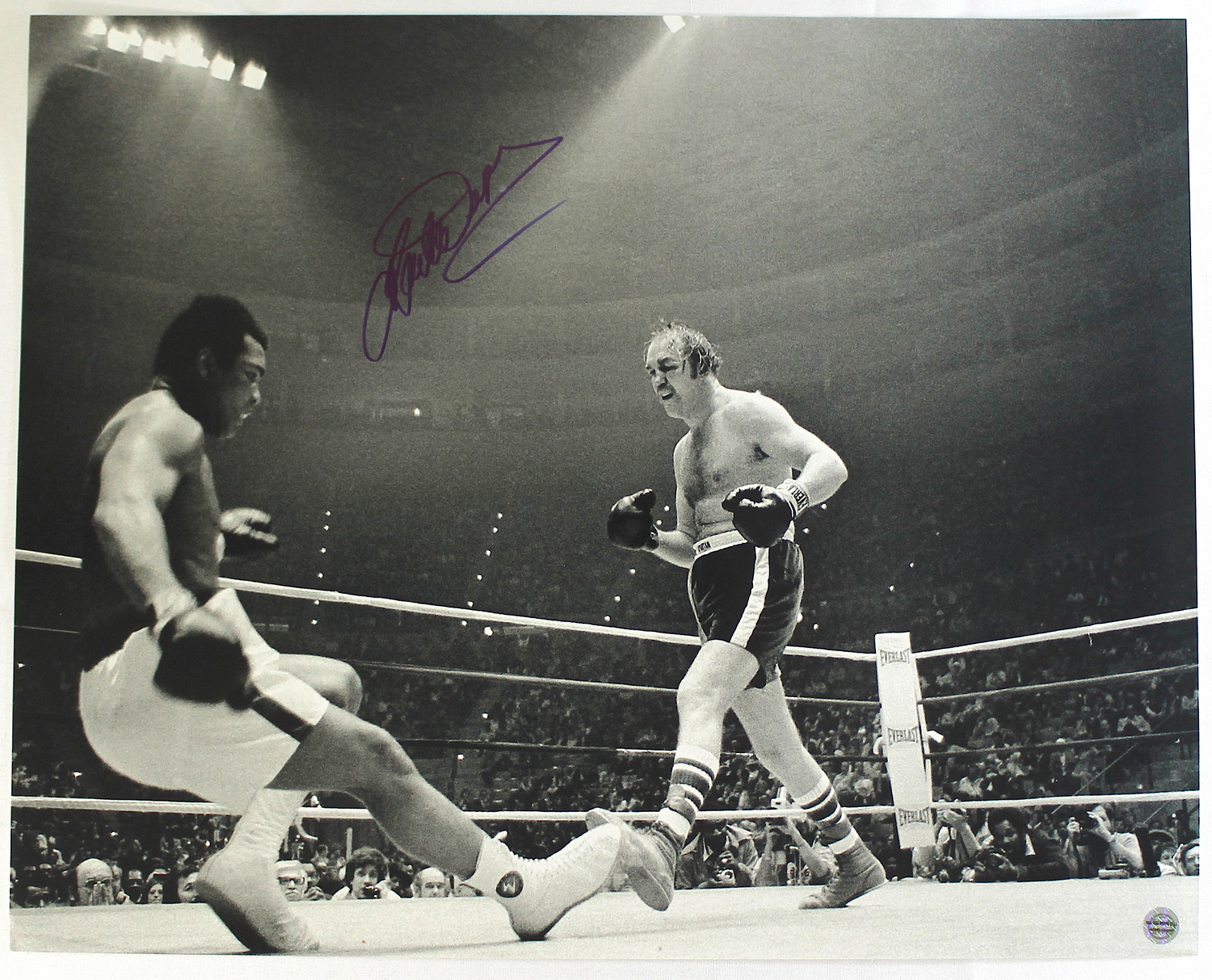 Chuck Wepner Signed 16x20 Photo vs Muhammad Ali (Real Deal COA) at PristineAuction.com Chuck Wepner Signed 16x20 Photo vs Muhammad Ali (Real Deal COA) at PristineAuction.com