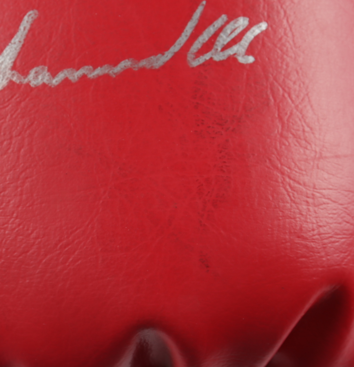 Muhammad Ali Signed Everlast Boxing Glove (JSA LOA) (See Description) at PristineAuction.com Muhammad Ali Signed Everlast Boxing Glove (JSA LOA) (See Description) at PristineAuction.com