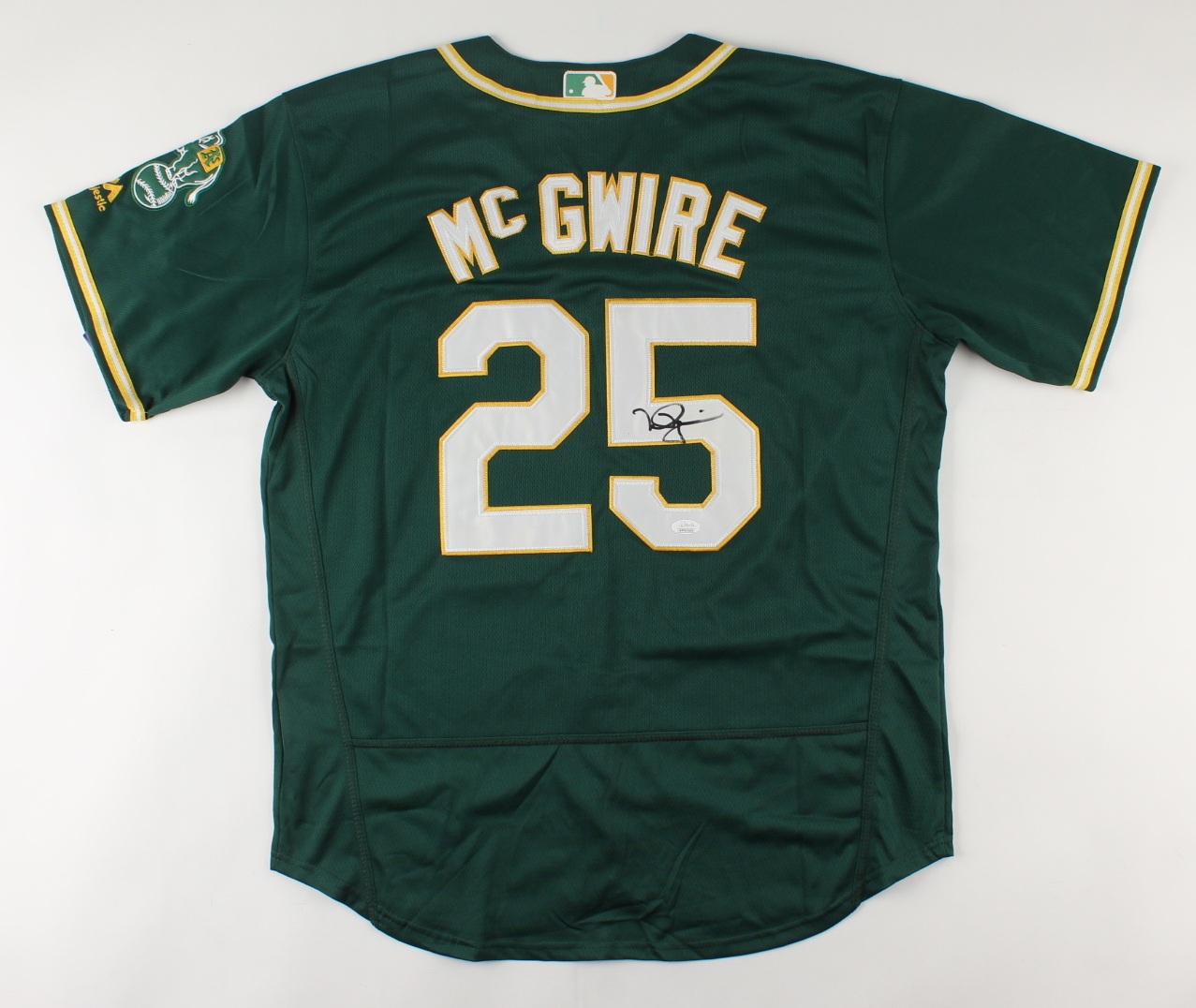 Mark McGwire Signed Athletics Jersey (JSA COA) at PristineAuction.com Mark McGwire Signed Athletics Jersey (JSA COA) at PristineAuction.com