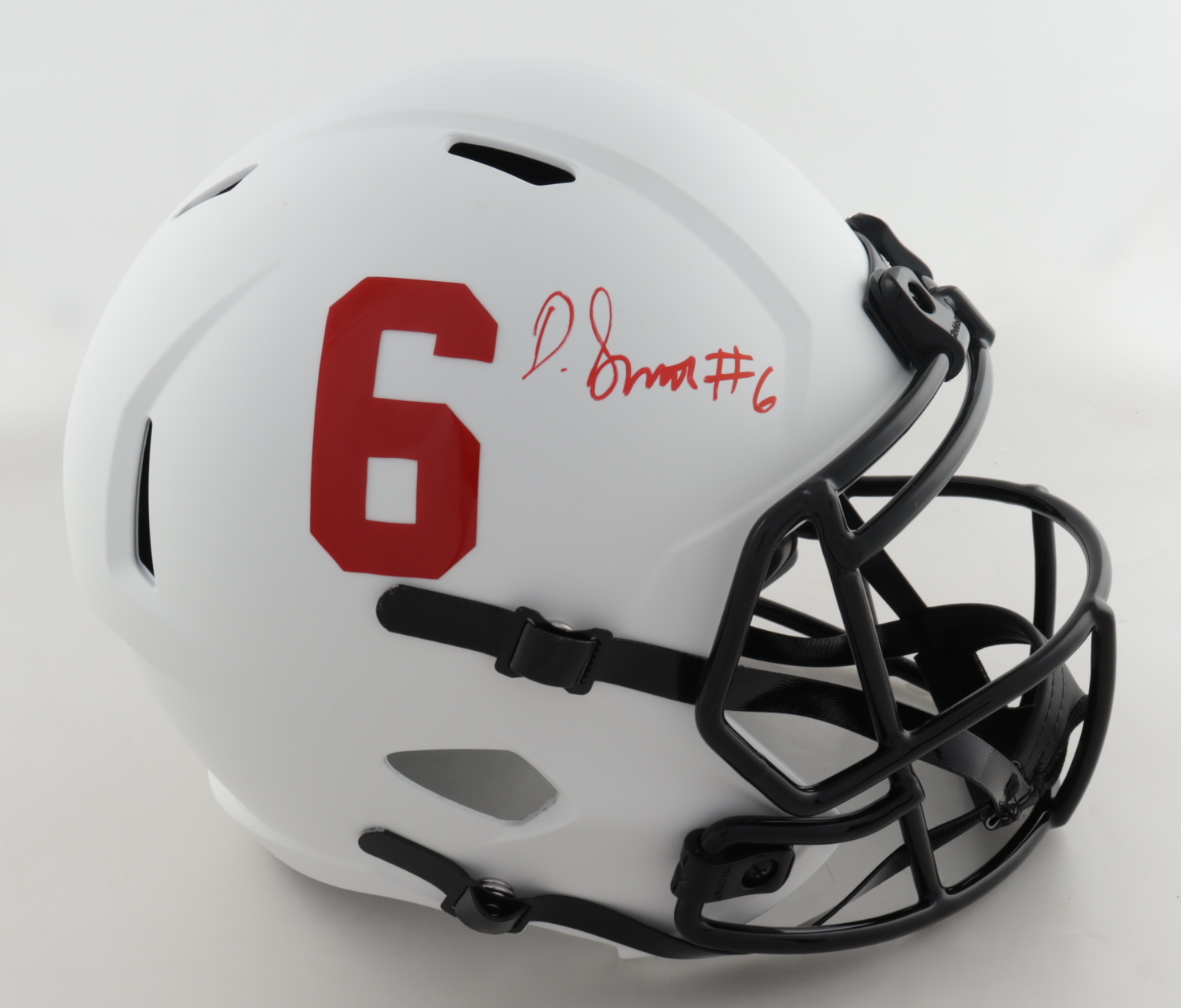 DeVonta Smith Signed Alabama Crimson Tide Full-Size Lunar Eclipse Alternate Speed Helmet (Beckett Hologram) at PristineAuction.com DeVonta Smith Signed Alabama Crimson Tide Full-Size Lunar Eclipse Alternate Speed Helmet (Beckett Hologram) at PristineAuction.com