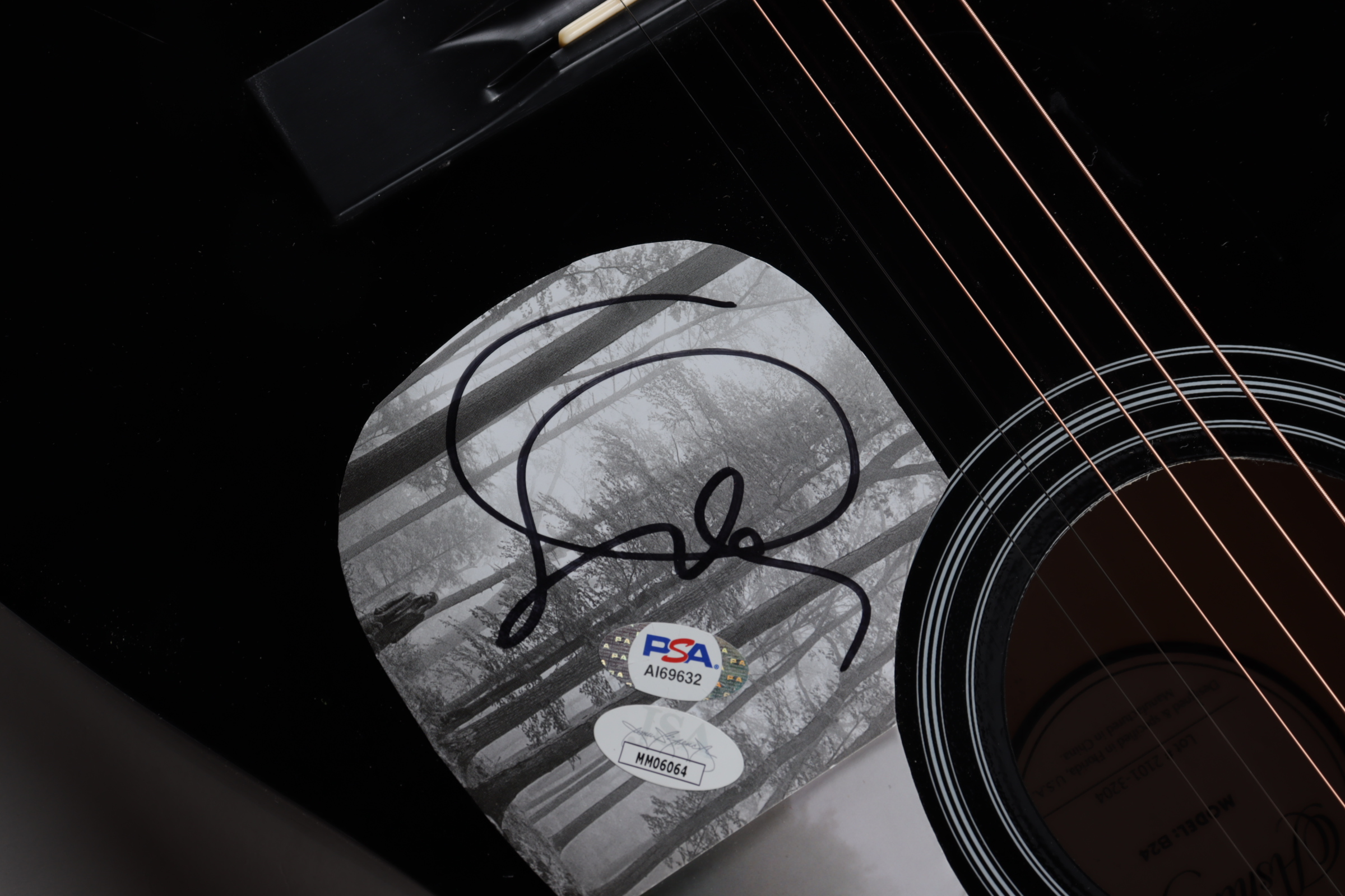 Taylor Swift Signed 38" Acoustic Guitar (JSA COA & PSA Hologram) (See Description) at PristineAuction.com Taylor Swift Signed 38" Acoustic Guitar (JSA COA & PSA Hologram) (See Description) at PristineAuction.com