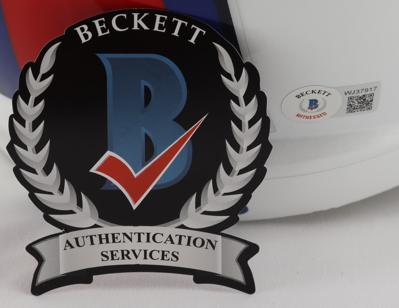 Tremaine Edmunds Signed Bills Full-Size Speed Helmet (Beckett COA) at PristineAuction.com Tremaine Edmunds Signed Bills Full-Size Speed Helmet (Beckett COA) at PristineAuction.com