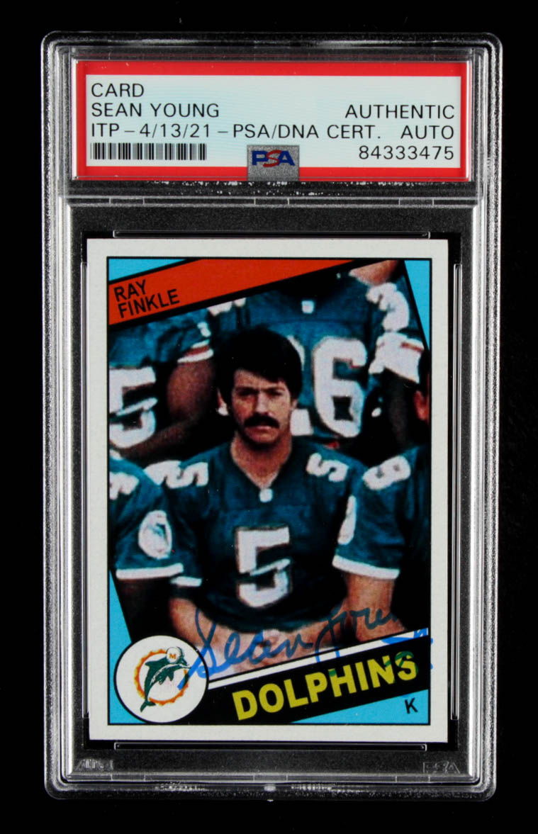 Sean Young Signed LE Phantom Cardboard "Ace Ventura" Trading Card (PSA Encapsulated) at PristineAuction.com Sean Young Signed LE Phantom Cardboard "Ace Ventura" Trading Card (PSA Encapsulated) at PristineAuction.com