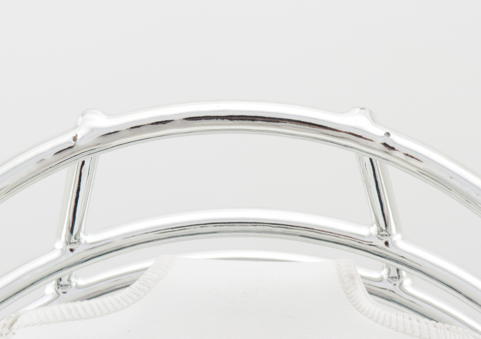 O.J. Simpson Signed USC Trojans Full-Size Authentic On-Field Chrome Helmet Inscribed "Heisman '68" & "National Champs 67" (JSA COA) at PristineAuction.com O.J. Simpson Signed USC Trojans Full-Size Authentic On-Field Chrome Helmet Inscribed "Heisman '68" & "National Champs 67" (JSA COA) at PristineAuction.com