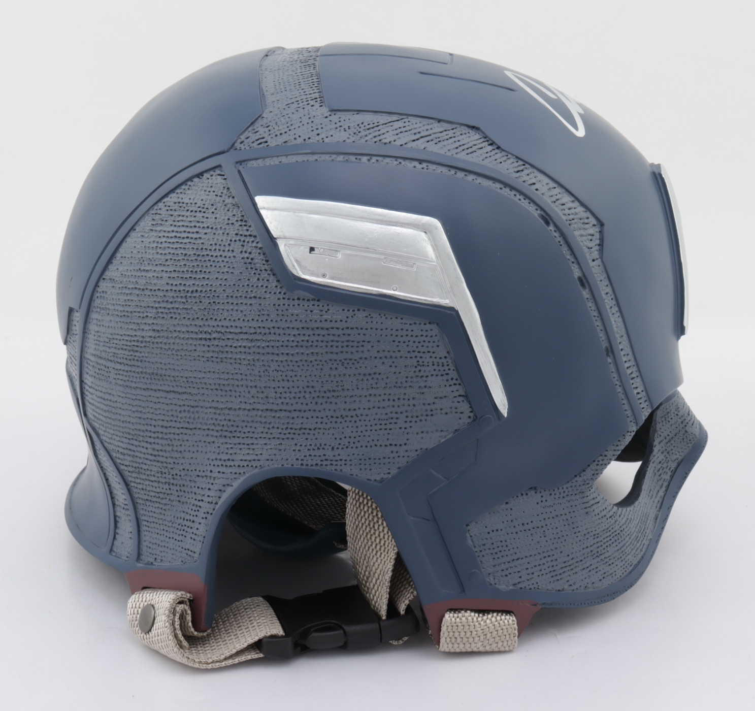 Chris Evans Signed "Captain America" Full-Size Movie Replica Helmet (Beckett Hologram) at PristineAuction.com Chris Evans Signed "Captain America" Full-Size Movie Replica Helmet (Beckett Hologram) at PristineAuction.com