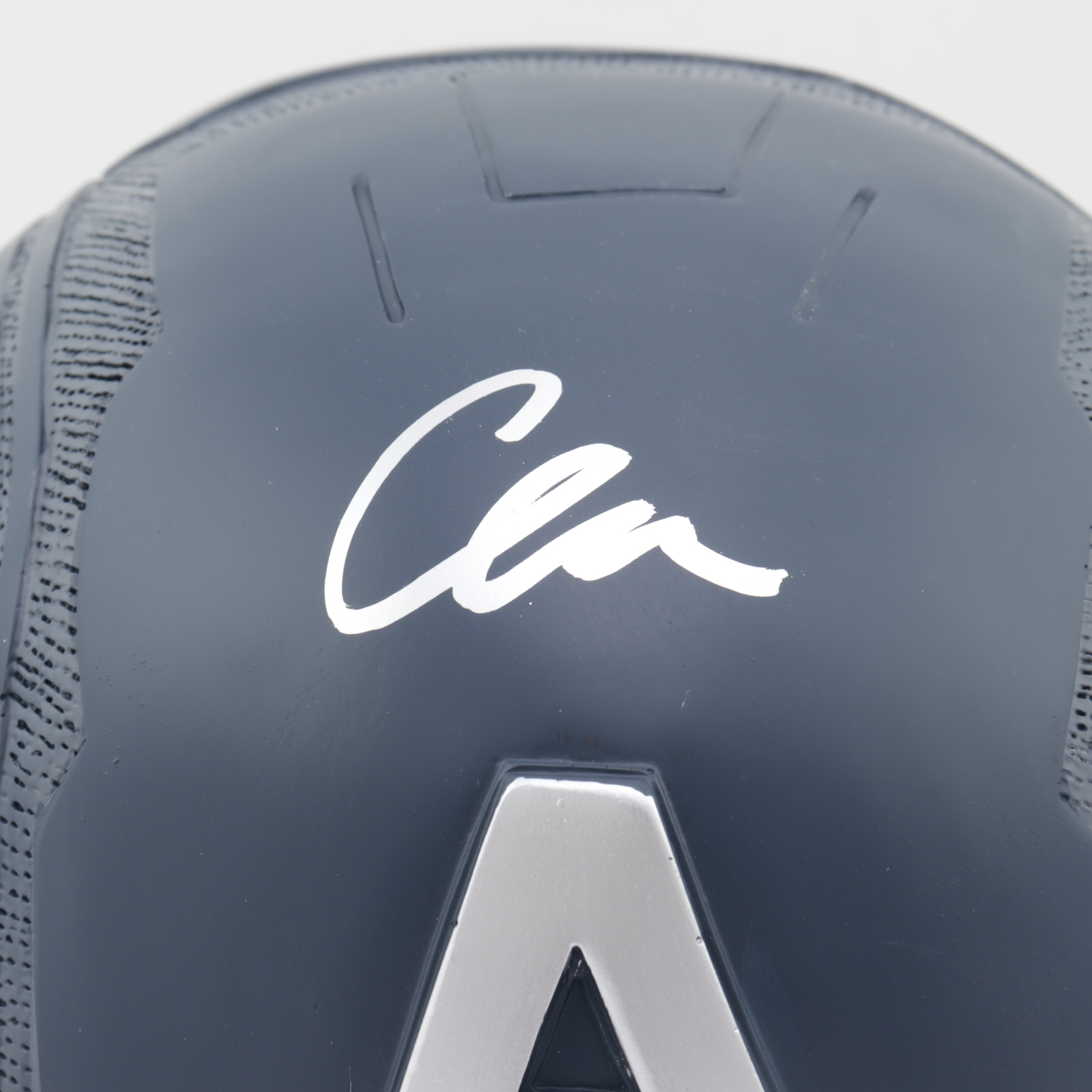 Chris Evans Signed "Captain America" Full-Size Movie Replica Helmet (Beckett Hologram) at PristineAuction.com Chris Evans Signed "Captain America" Full-Size Movie Replica Helmet (Beckett Hologram) at PristineAuction.com