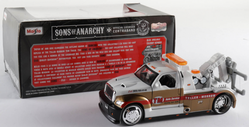 Tommy Flanagan Signed "Sons of Anarchy" 124 DieCast Tow Truck