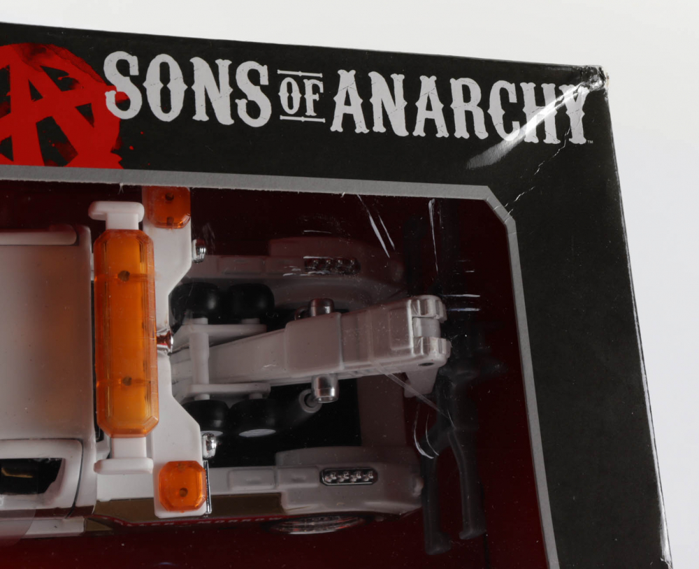 Tommy Flanagan Signed "Sons of Anarchy" 124 DieCast Tow Truck