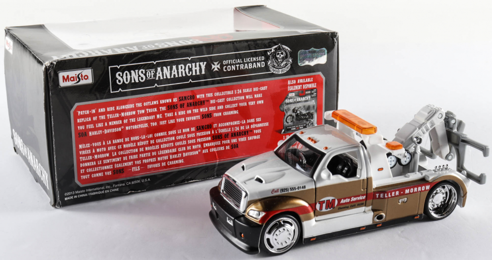 Tommy Flanagan Signed "Sons of Anarchy" 124 DieCast Tow Truck