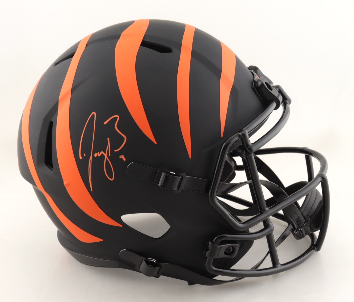 Joe Burrow Signed Bengals Full-Size Eclipse Alternate Speed Helmet (Fanatics Hologram) (See Description) at PristineAuction.com Joe Burrow Signed Bengals Full-Size Eclipse Alternate Speed Helmet (Fanatics Hologram) (See Description) at PristineAuction.com