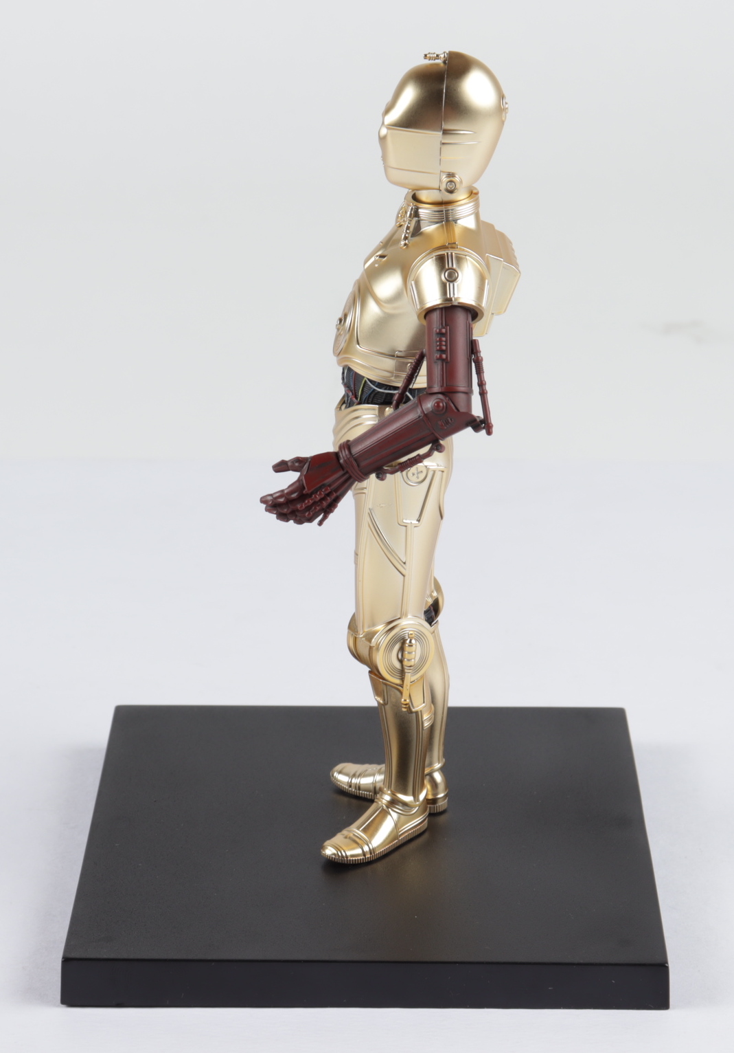 Set of (3) Kotobukiya Painted "Star Wars" C-3PO, R2-D2, & BB-8 Figures With Display Stand at PristineAuction.com Set of (3) Kotobukiya Painted "Star Wars" C-3PO, R2-D2, & BB-8 Figures With Display Stand at PristineAuction.com