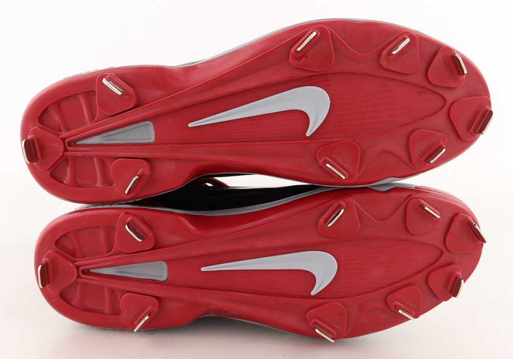 Cody Ross Signed Pair of Nike Baseball Cleats (Beckett Hologram) at PristineAuction.com Cody Ross Signed Pair of Nike Baseball Cleats (Beckett Hologram) at PristineAuction.com