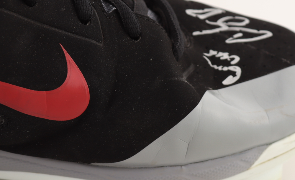 Cody Ross Signed Game-Used Pair of Nike Baseball Cleats Inscribed "Game Used" (Beckett Hologram) at PristineAuction.com Cody Ross Signed Game-Used Pair of Nike Baseball Cleats Inscribed "Game Used" (Beckett Hologram) at PristineAuction.com