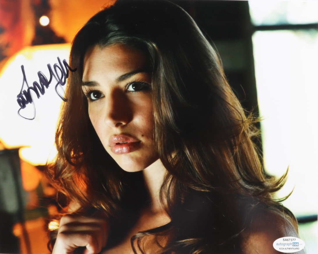 Jamie Gray Hyder Signed 8x10 Photo (AutographCOA COA) at PristineAuction.com Jamie Gray Hyder Signed 8x10 Photo (AutographCOA COA) at PristineAuction.com