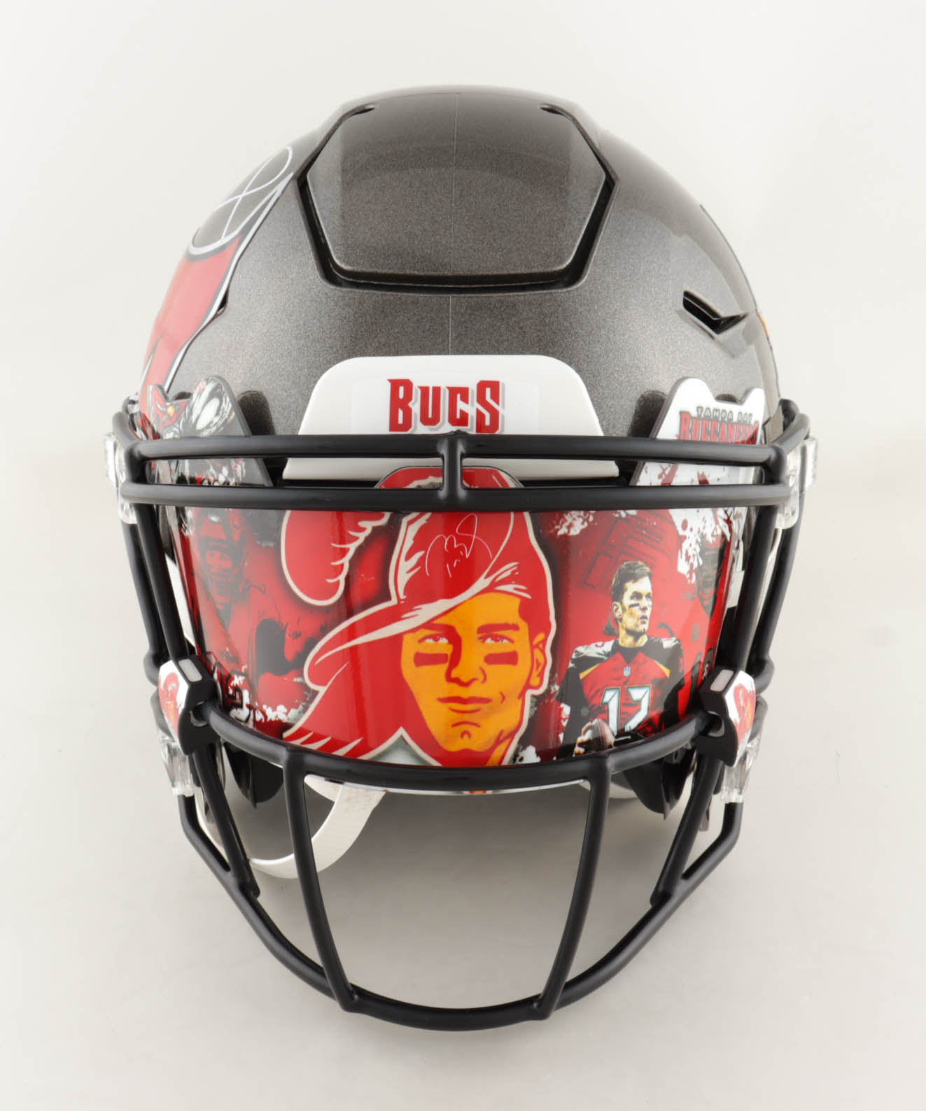 Tom Brady Signed Buccaneers Full-Size Authentic On-Field SpeedFlex Helmet with Buccaneers Logo Visor (Fanatics LOA) (See Description) at PristineAuction.com Tom Brady Signed Buccaneers Full-Size Authentic On-Field SpeedFlex Helmet with Buccaneers Logo Visor (Fanatics LOA) (See Description) at PristineAuction.com