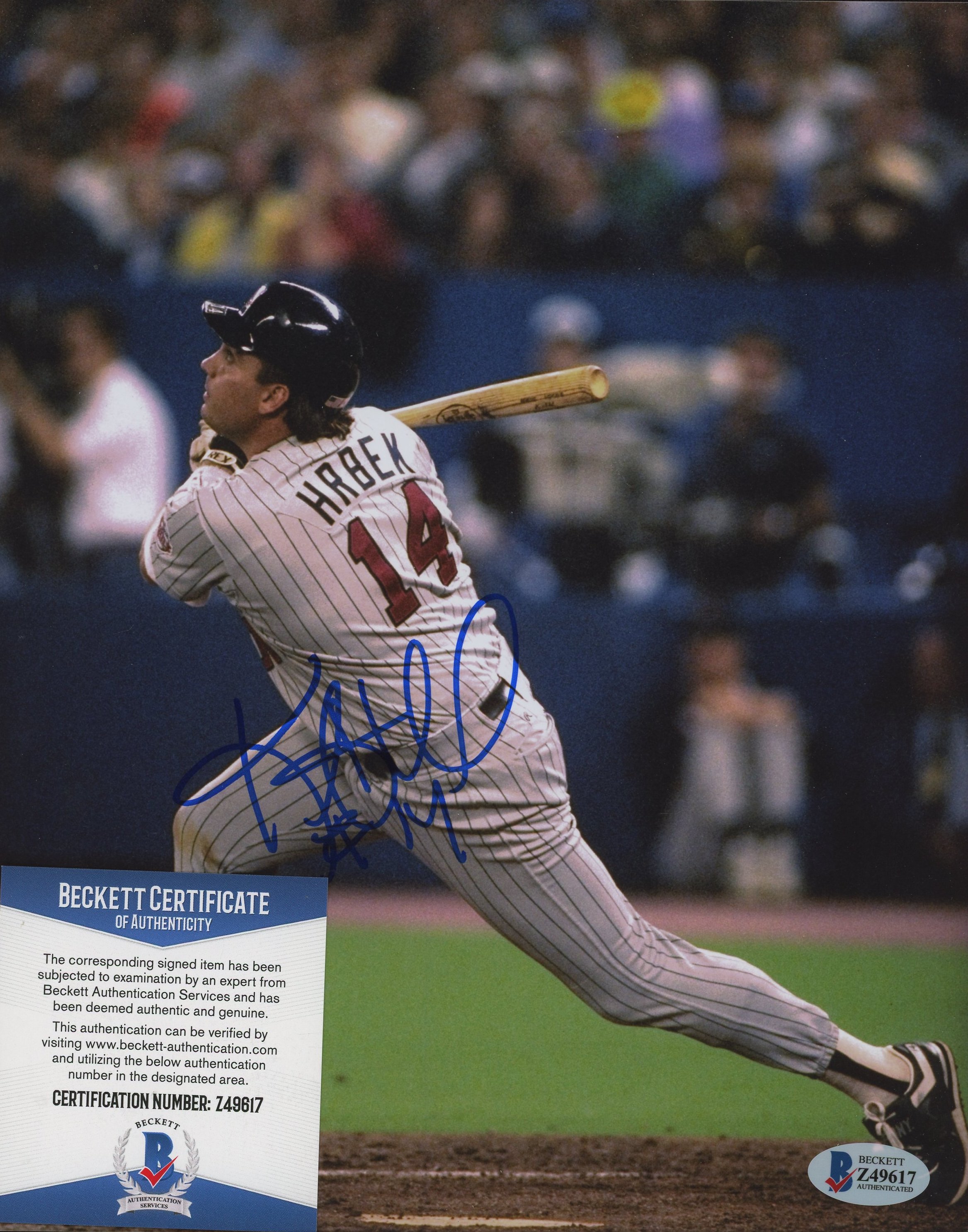 Kent Hrbek Signed Twins 8x10 Photo (Beckett COA) at PristineAuction.com Kent Hrbek Signed Twins 8x10 Photo (Beckett COA) at PristineAuction.com