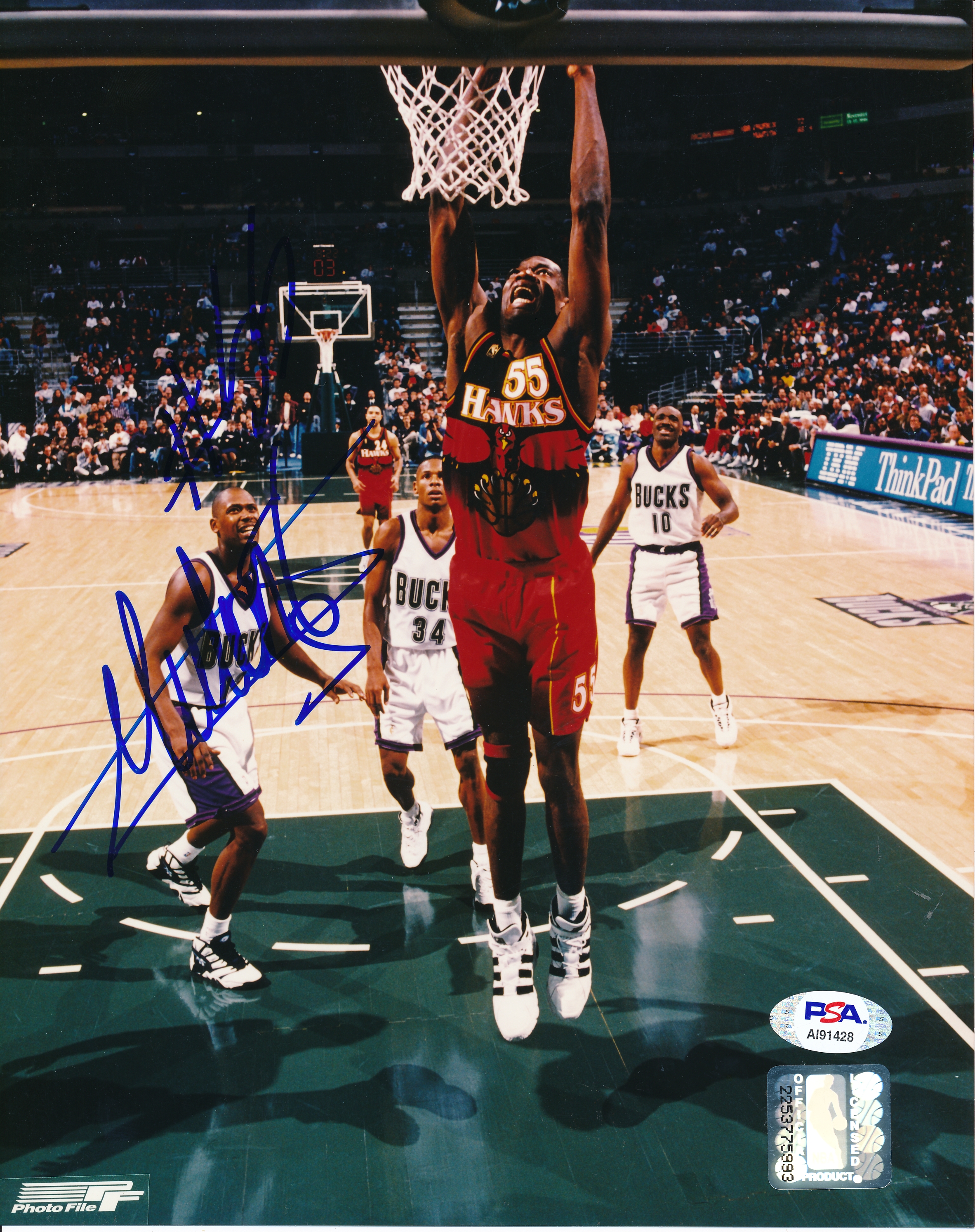 Dikembe Mutombo Signed Hawks 8x10 Photo (PSA COA) at PristineAuction.com Dikembe Mutombo Signed Hawks 8x10 Photo (PSA COA) at PristineAuction.com