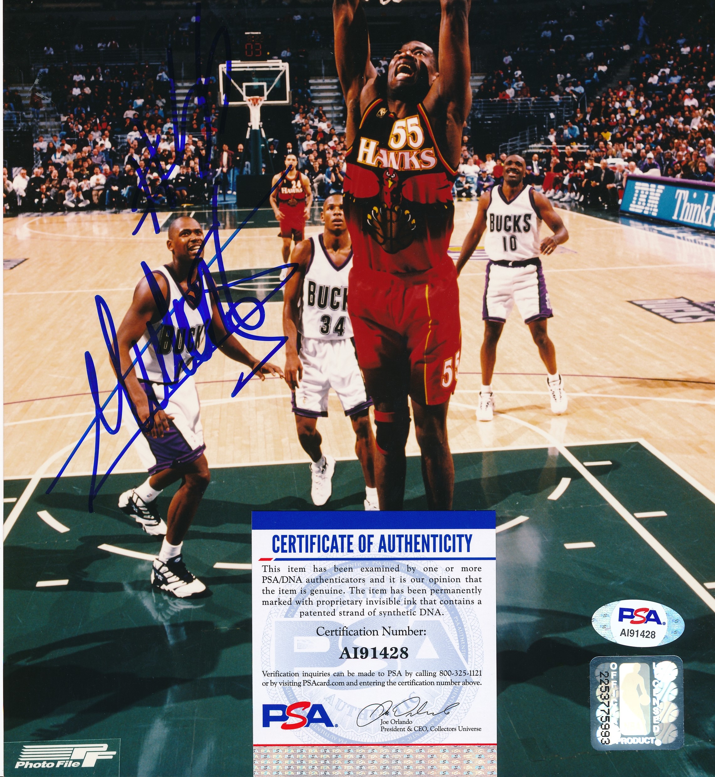 Dikembe Mutombo Signed Hawks 8x10 Photo (PSA COA) at PristineAuction.com Dikembe Mutombo Signed Hawks 8x10 Photo (PSA COA) at PristineAuction.com