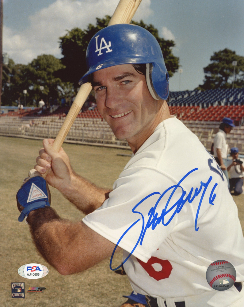Steve Garvey Signed Dodgers 8x10 Photo (PSA COA) Pristine Auction