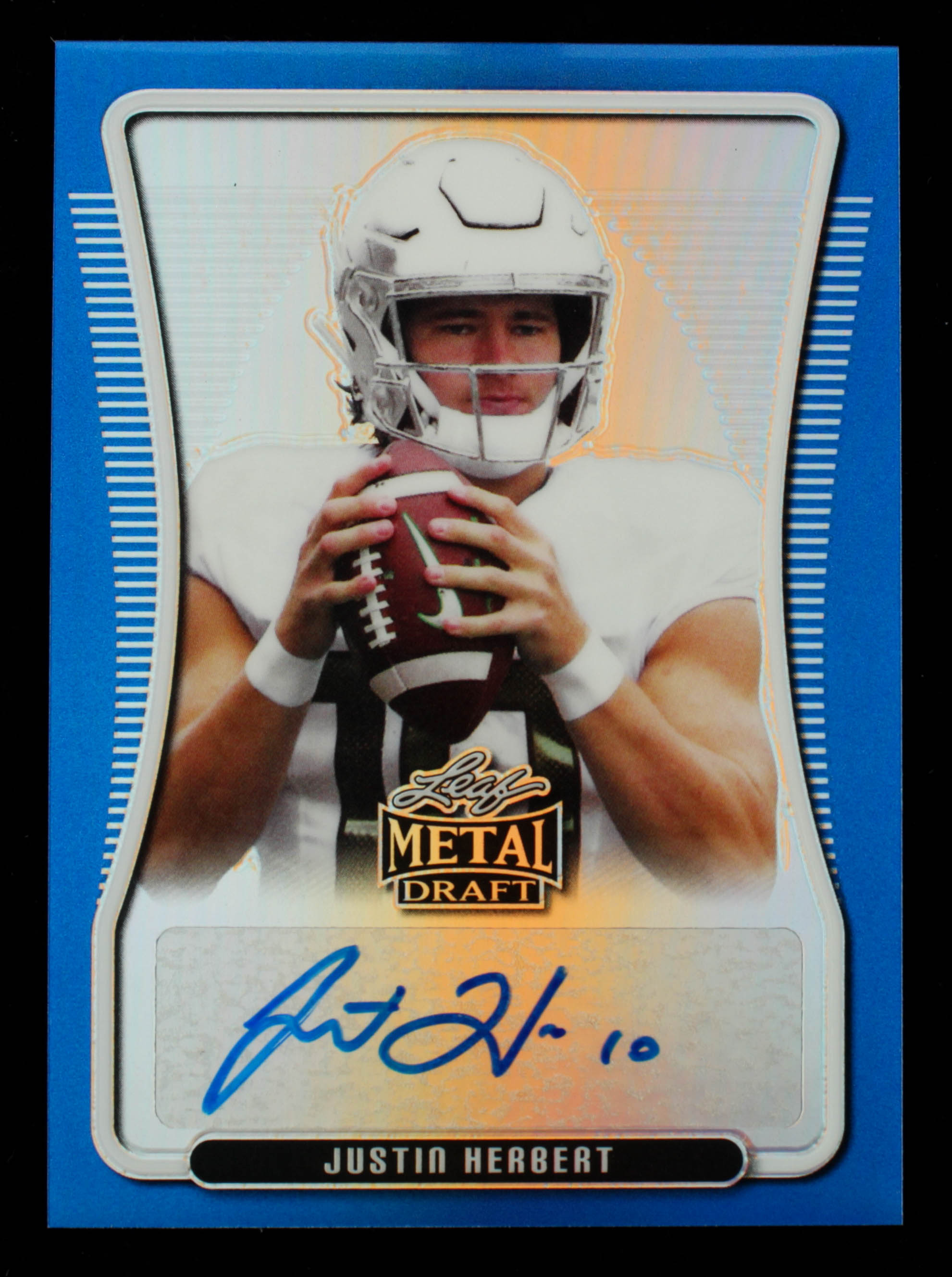 Justin Herbert 2020 Leaf Metal Draft Portrait Prismatic Blue #BAPJH2 #23/35 at PristineAuction.com Justin Herbert 2020 Leaf Metal Draft Portrait Prismatic Blue #BAPJH2 #23/35 at PristineAuction.com