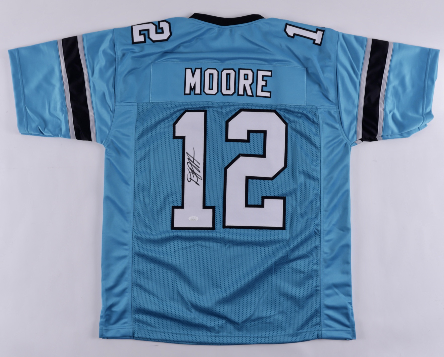 D. J. Moore Signed Jersey (JSA Hologram) at PristineAuction.com D. J. Moore Signed Jersey (JSA Hologram) at PristineAuction.com