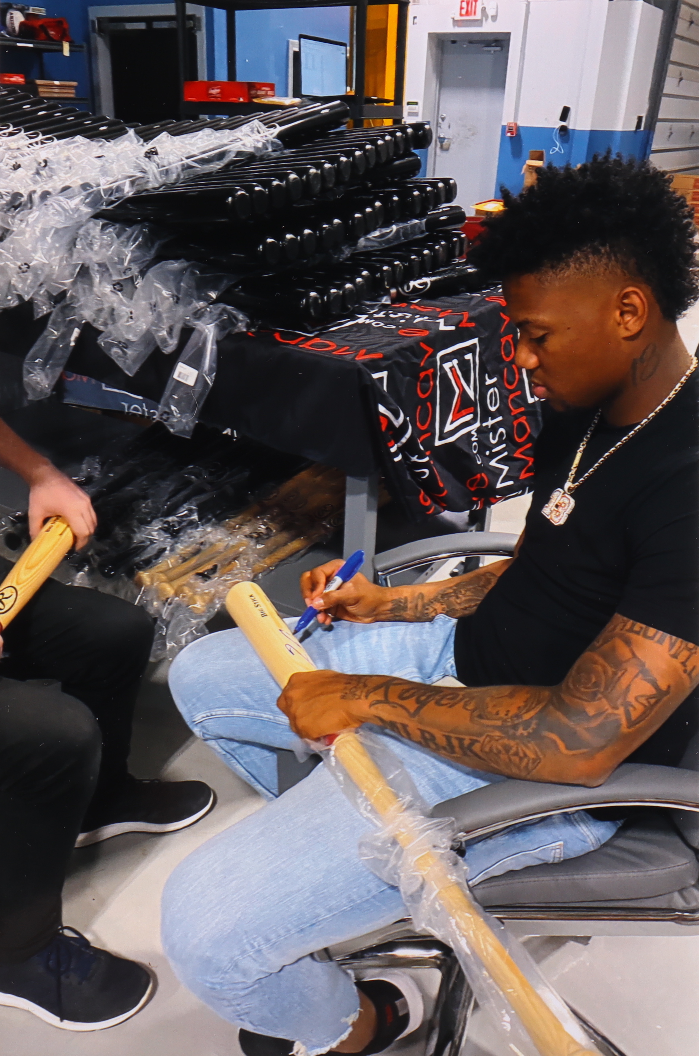 Ronald Acuna Jr. Signed Rawlings Pro Baseball Bat (JSA COA & Acuna Jr. Hologram) at PristineAuction.com Ronald Acuna Jr. Signed Rawlings Pro Baseball Bat (JSA COA & Acuna Jr. Hologram) at PristineAuction.com