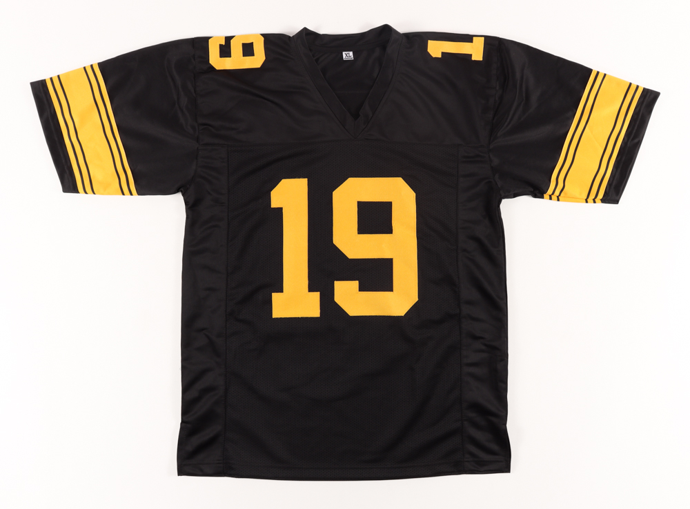 JuJu Smith-Schuster Signed Jersey (Beckett Hologram) at PristineAuction.com JuJu Smith-Schuster Signed Jersey (Beckett Hologram) at PristineAuction.com
