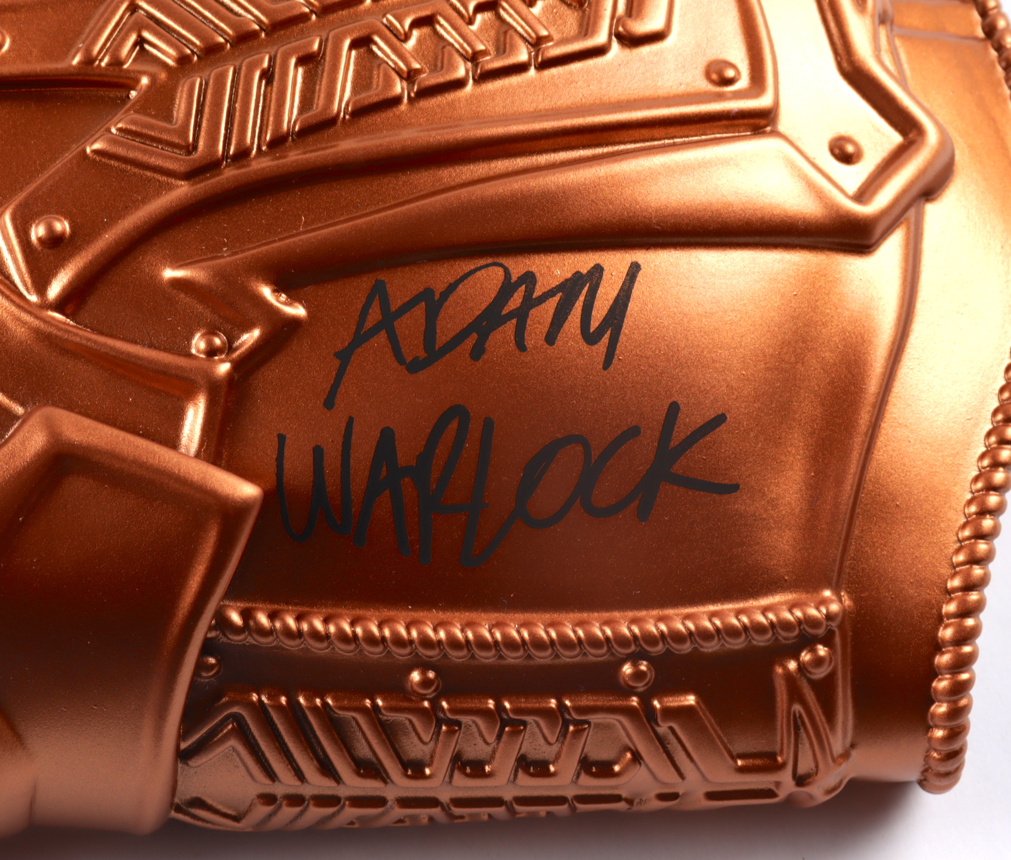 Eric Bauza Signed "Avengers" Infinity Gauntlet Inscribed "Adam Warlock" (PSA COA) at PristineAuction.com Eric Bauza Signed "Avengers" Infinity Gauntlet Inscribed "Adam Warlock" (PSA COA) at PristineAuction.com