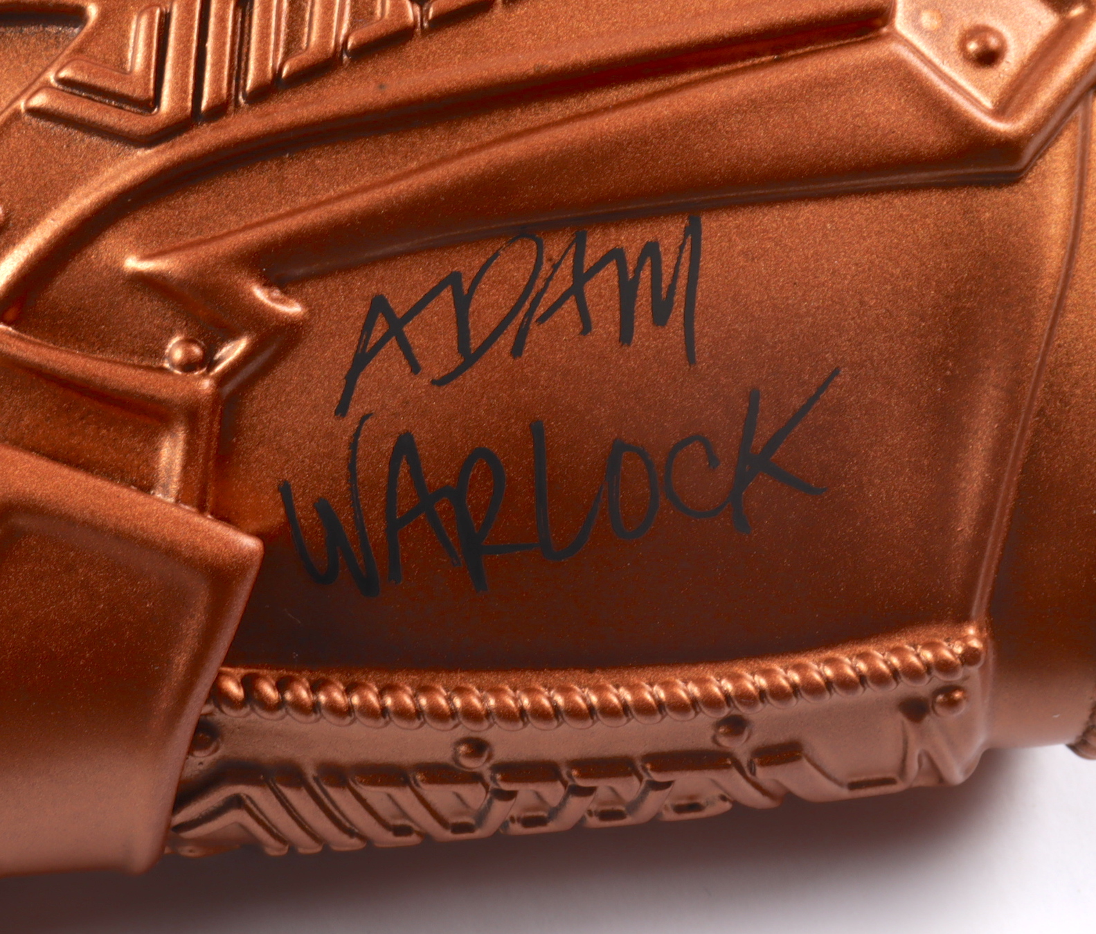 Eric Bauza Signed "Avengers" Infinity Gauntlet Inscribed "Adam Warlock" (PSA COA) at PristineAuction.com Eric Bauza Signed "Avengers" Infinity Gauntlet Inscribed "Adam Warlock" (PSA COA) at PristineAuction.com