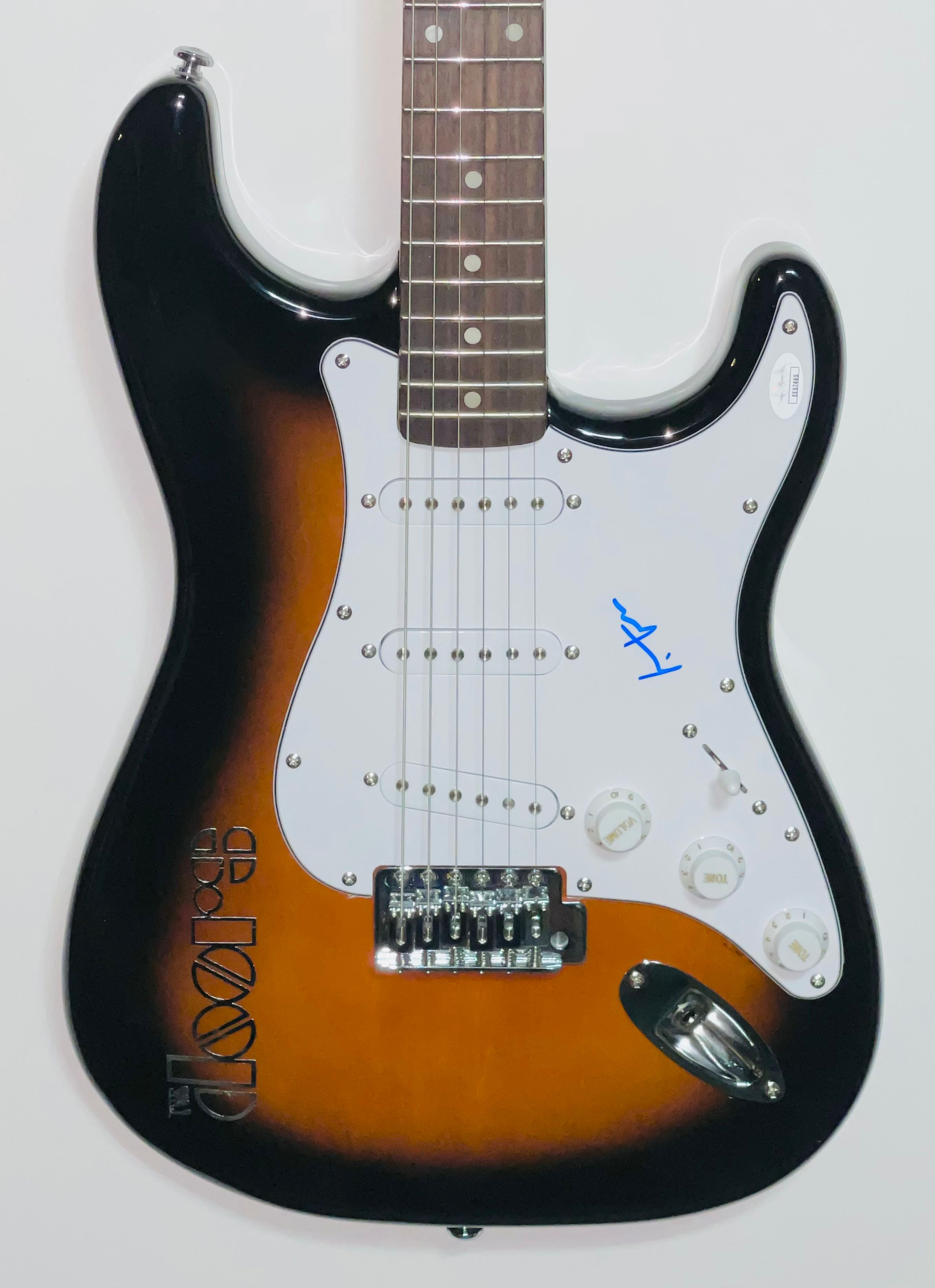 Val Kilmer Signed Full-Size Electric Guitar (JSA) at PristineAuction.com Val Kilmer Signed Full-Size Electric Guitar (JSA) at PristineAuction.com