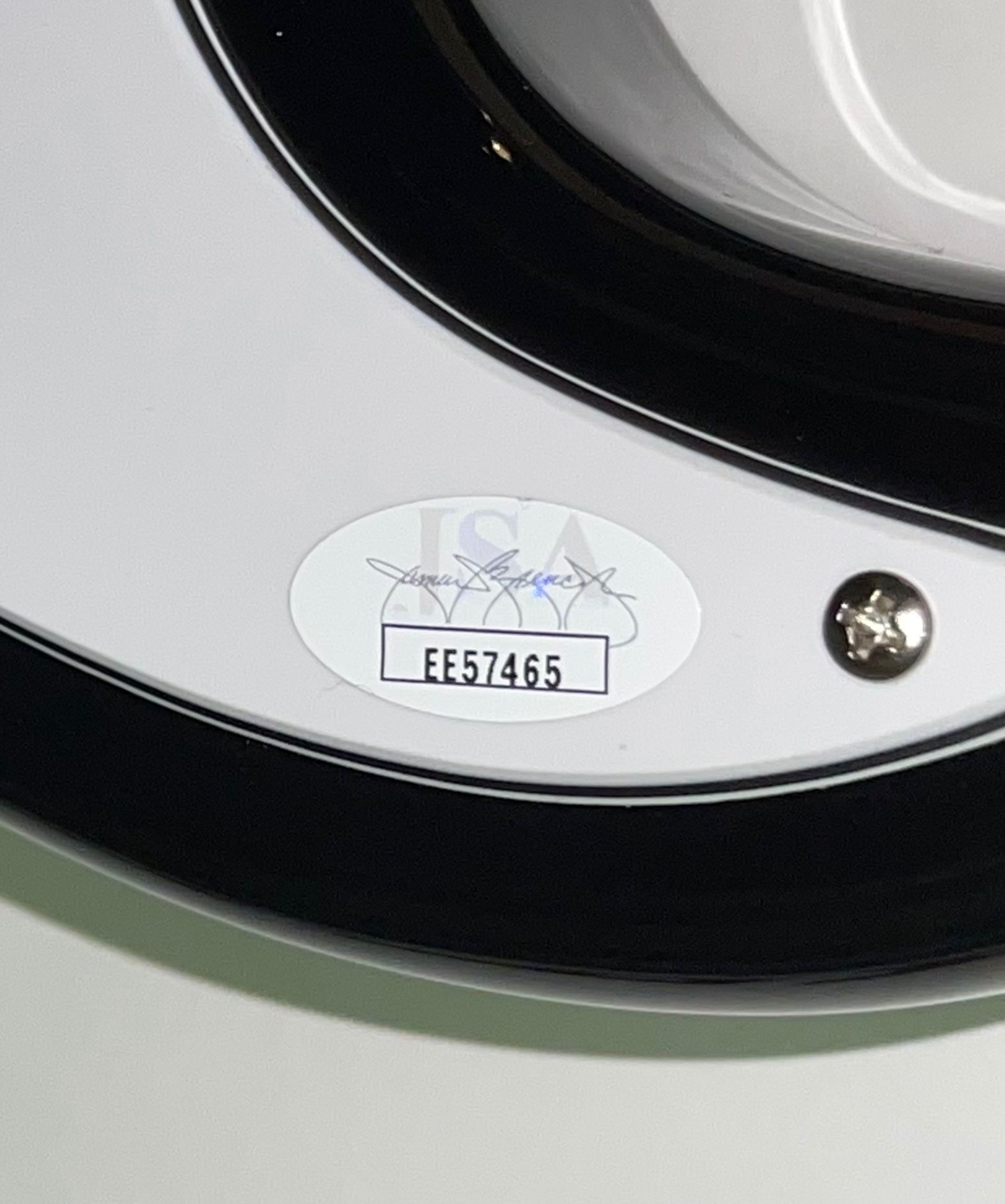 Val Kilmer Signed Full-Size Electric Guitar (JSA) at PristineAuction.com Val Kilmer Signed Full-Size Electric Guitar (JSA) at PristineAuction.com