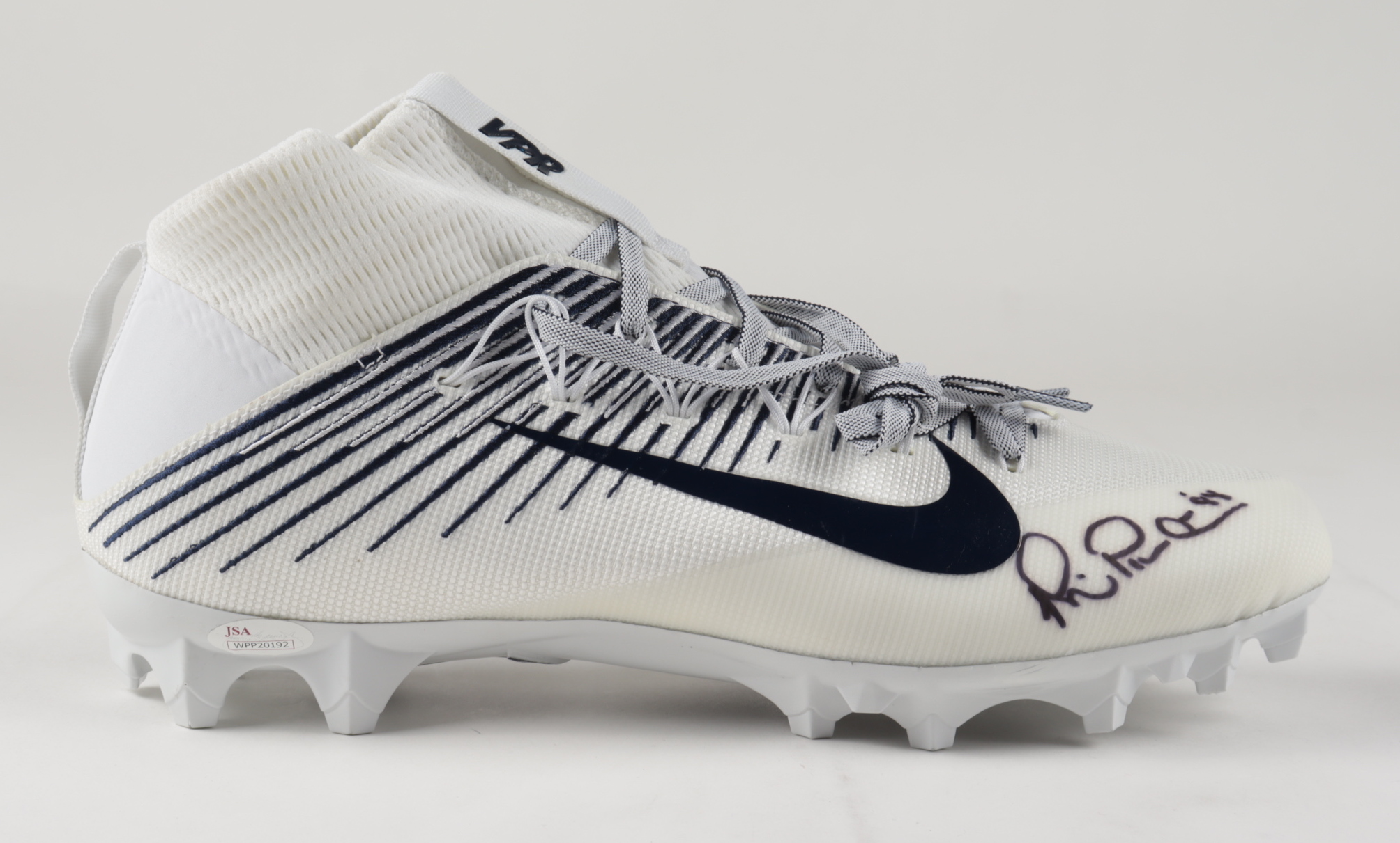 Michael Irvin Signed Nike Football Cleat (JSA COA) at PristineAuction.com Michael Irvin Signed Nike Football Cleat (JSA COA) at PristineAuction.com