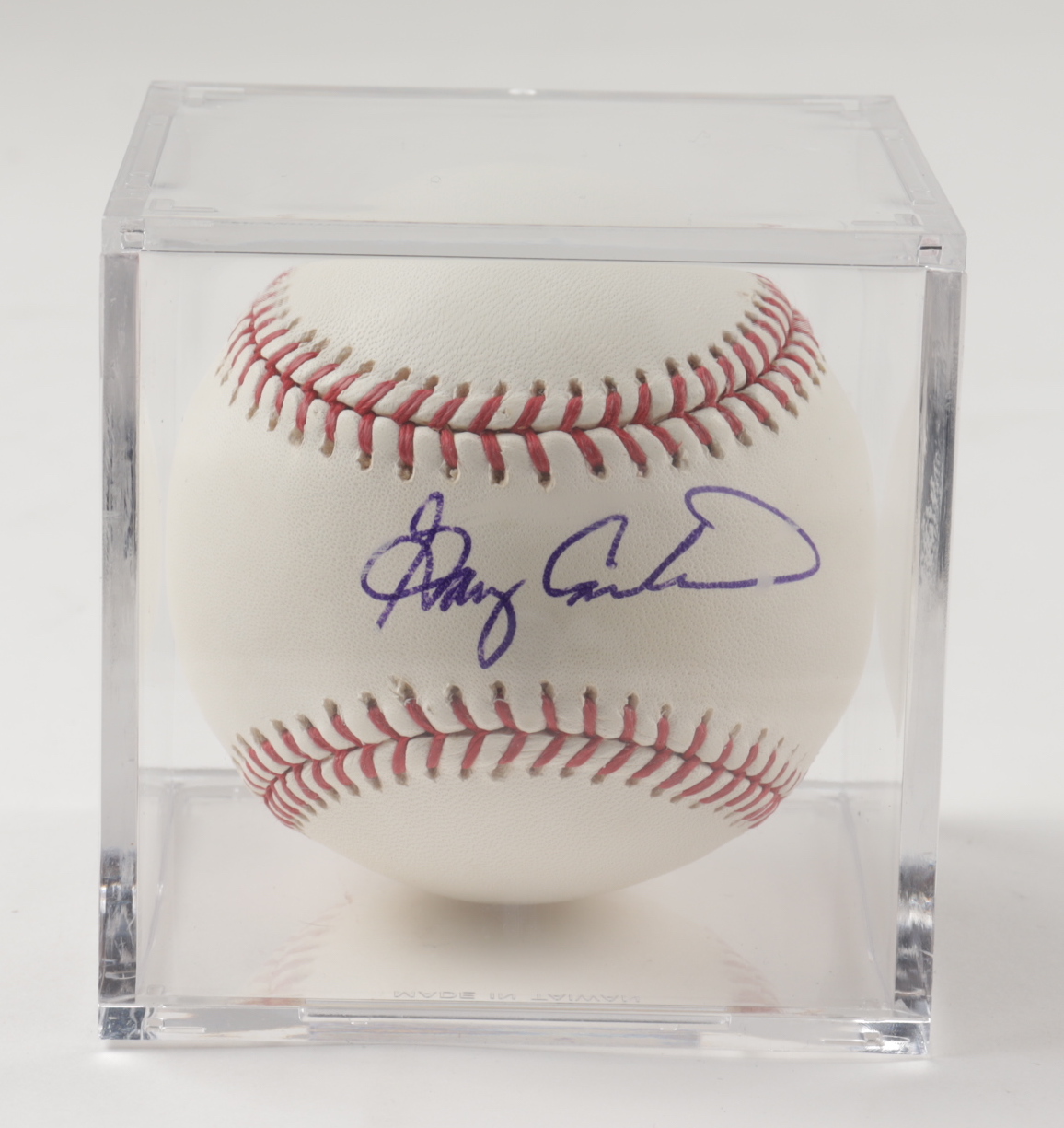 Gary Carter Signed OML Baseball with Display Case (JSA COA) at PristineAuction.com Gary Carter Signed OML Baseball with Display Case (JSA COA) at PristineAuction.com