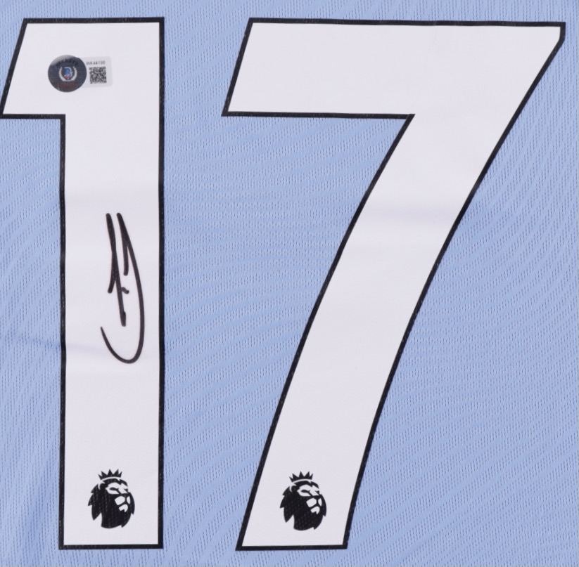 Kevin De Bruyne Signed Manchester City F.C. Jersey (Beckett Hologram) at PristineAuction.com Kevin De Bruyne Signed Manchester City F.C. Jersey (Beckett Hologram) at PristineAuction.com