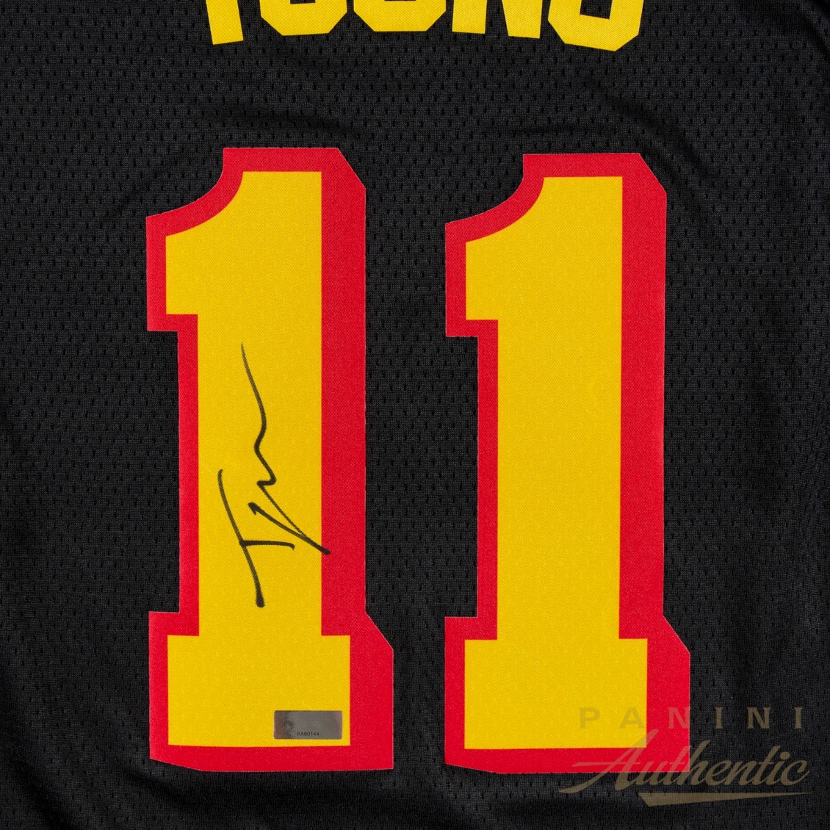 Trae Young Signed Hawks Jersey (Panini COA) at PristineAuction.com Trae Young Signed Hawks Jersey (Panini COA) at PristineAuction.com