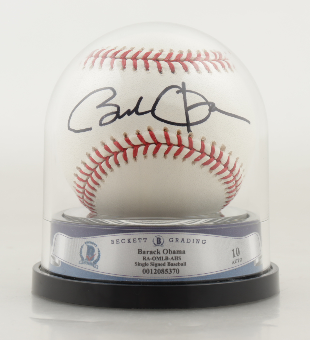 Barack Obama Signed OML Baseball with High Quality Display Case (BGS Encapsulated) at PristineAuction.com Barack Obama Signed OML Baseball with High Quality Display Case (BGS Encapsulated) at PristineAuction.com