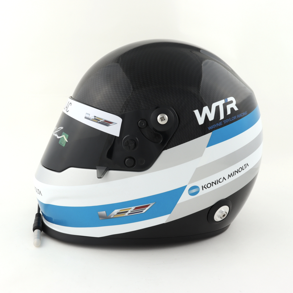 Jeff Gordon Signed NASCAR - 2017 24 Hours of Daytona Win - Exclusive Special Edition Full-Size Helmet (Gordon) at PristineAuction.com Jeff Gordon Signed NASCAR - 2017 24 Hours of Daytona Win - Exclusive Special Edition Full-Size Helmet (Gordon) at PristineAuction.com