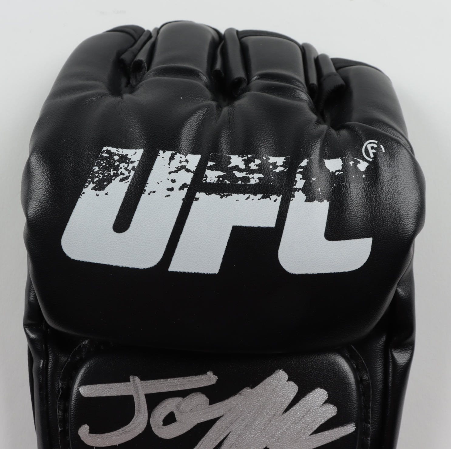 Jorge Masvidal Signed UFC Glove (JSA COA) (See Description) at PristineAuction.com Jorge Masvidal Signed UFC Glove (JSA COA) (See Description) at PristineAuction.com