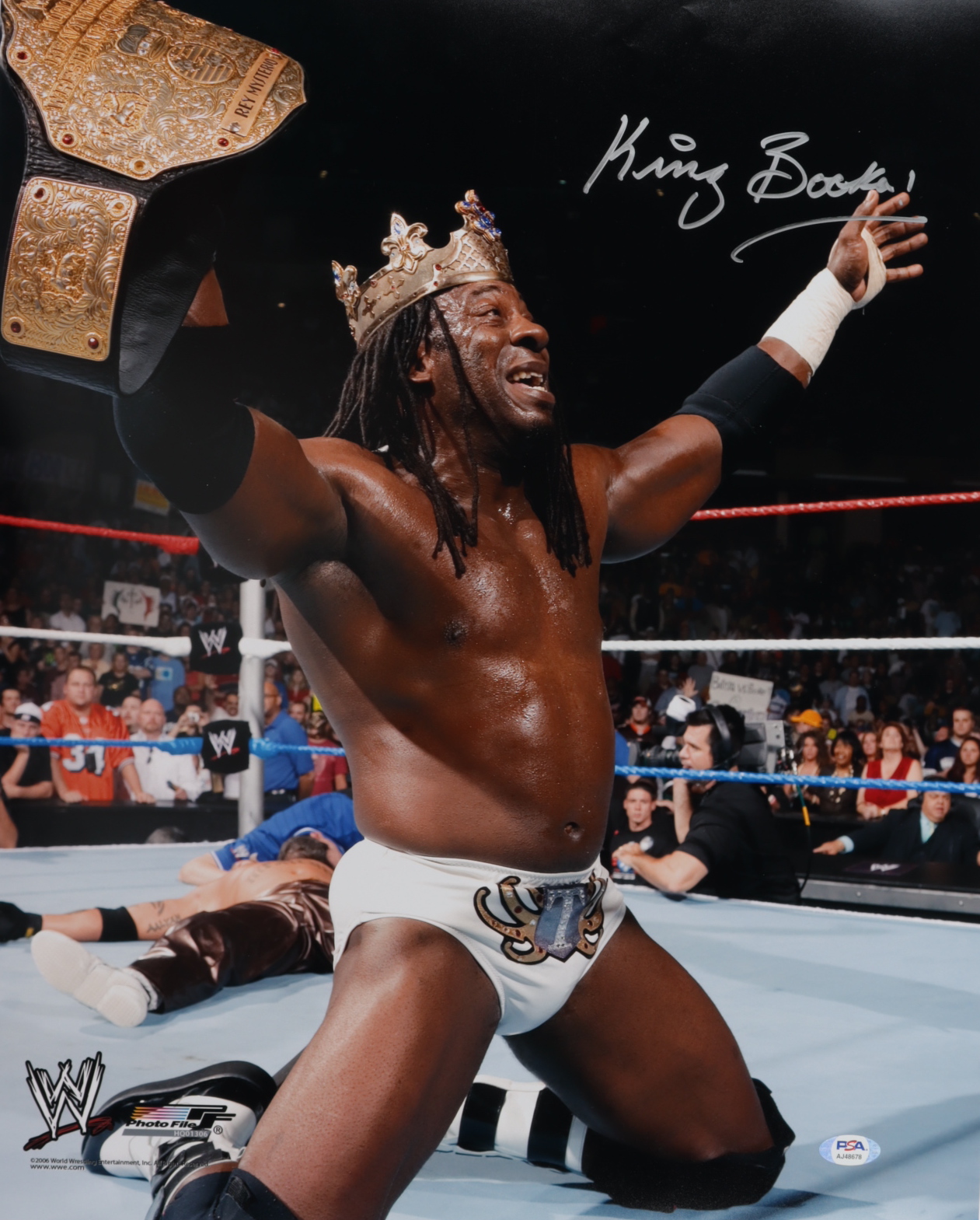Booker T Signed WWE 16x20 Photo Inscribed "King Booker!" (PSA) at PristineAuction.com Booker T Signed WWE 16x20 Photo Inscribed "King Booker!" (PSA) at PristineAuction.com
