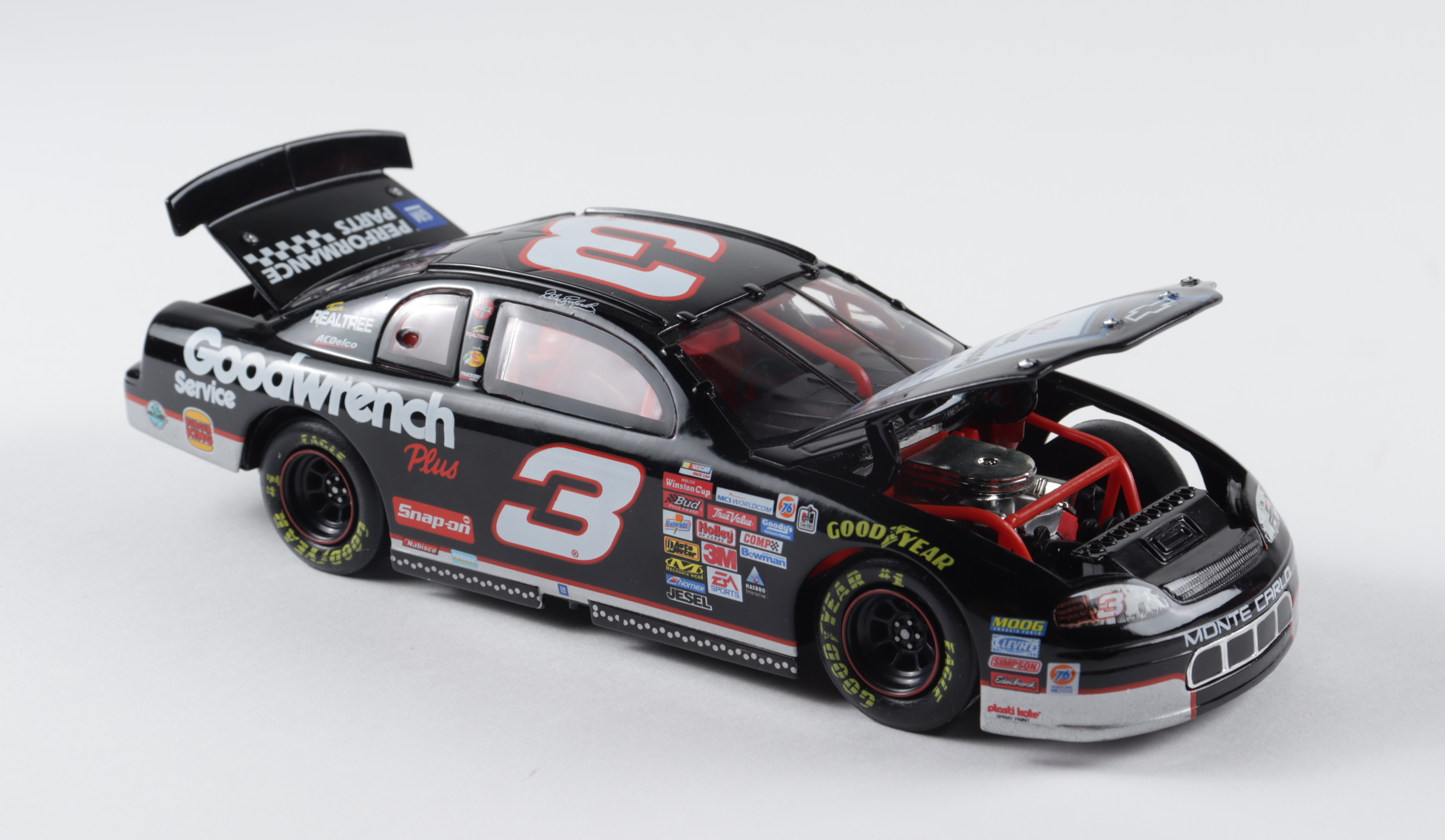 Dale Earnhardt #3 GM Goodwrench / Championship 1990 Lumina 1:24