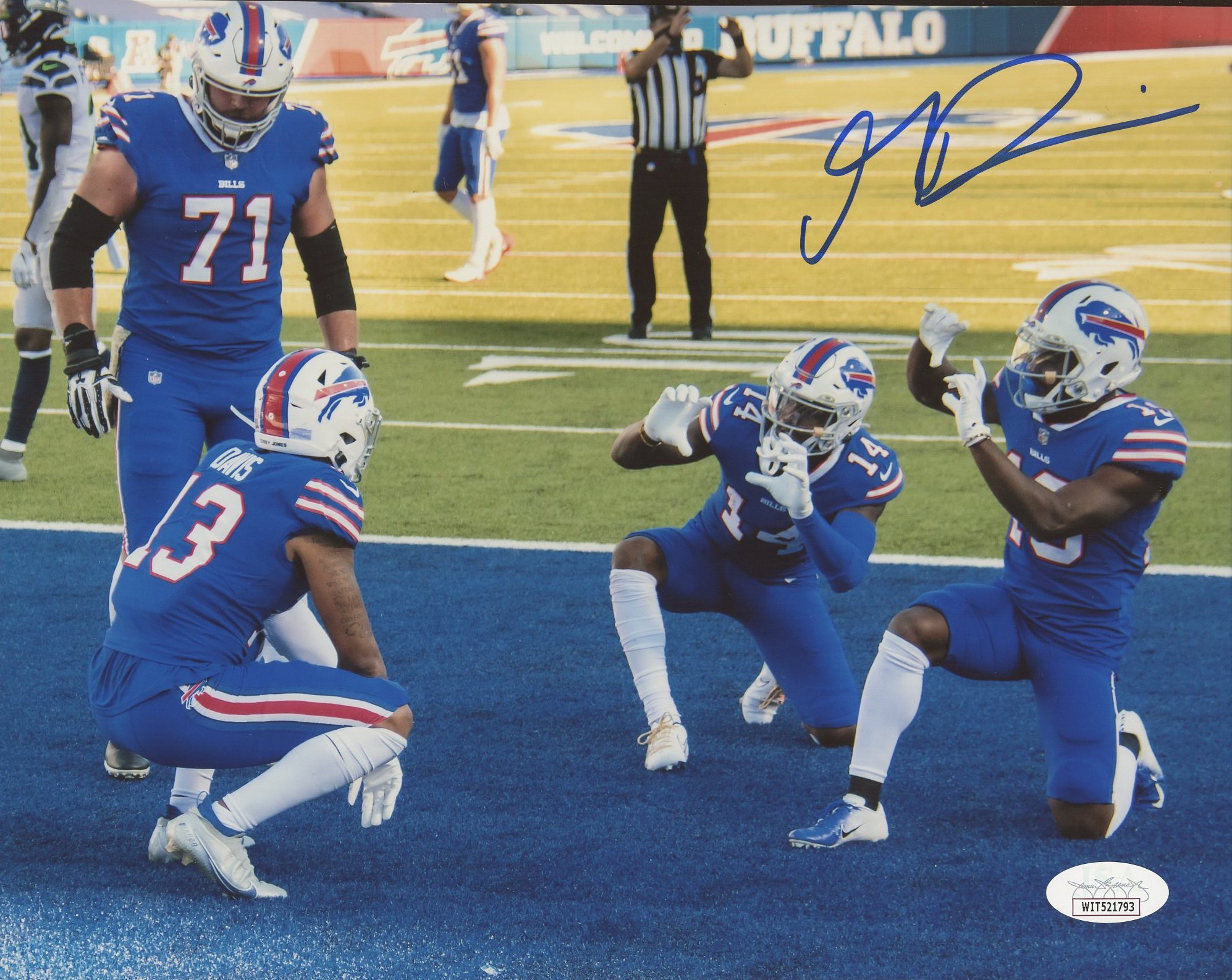 Gabriel Davis Signed Bills 8x10 Photo (JSA) at PristineAuction.com Gabriel Davis Signed Bills 8x10 Photo (JSA) at PristineAuction.com
