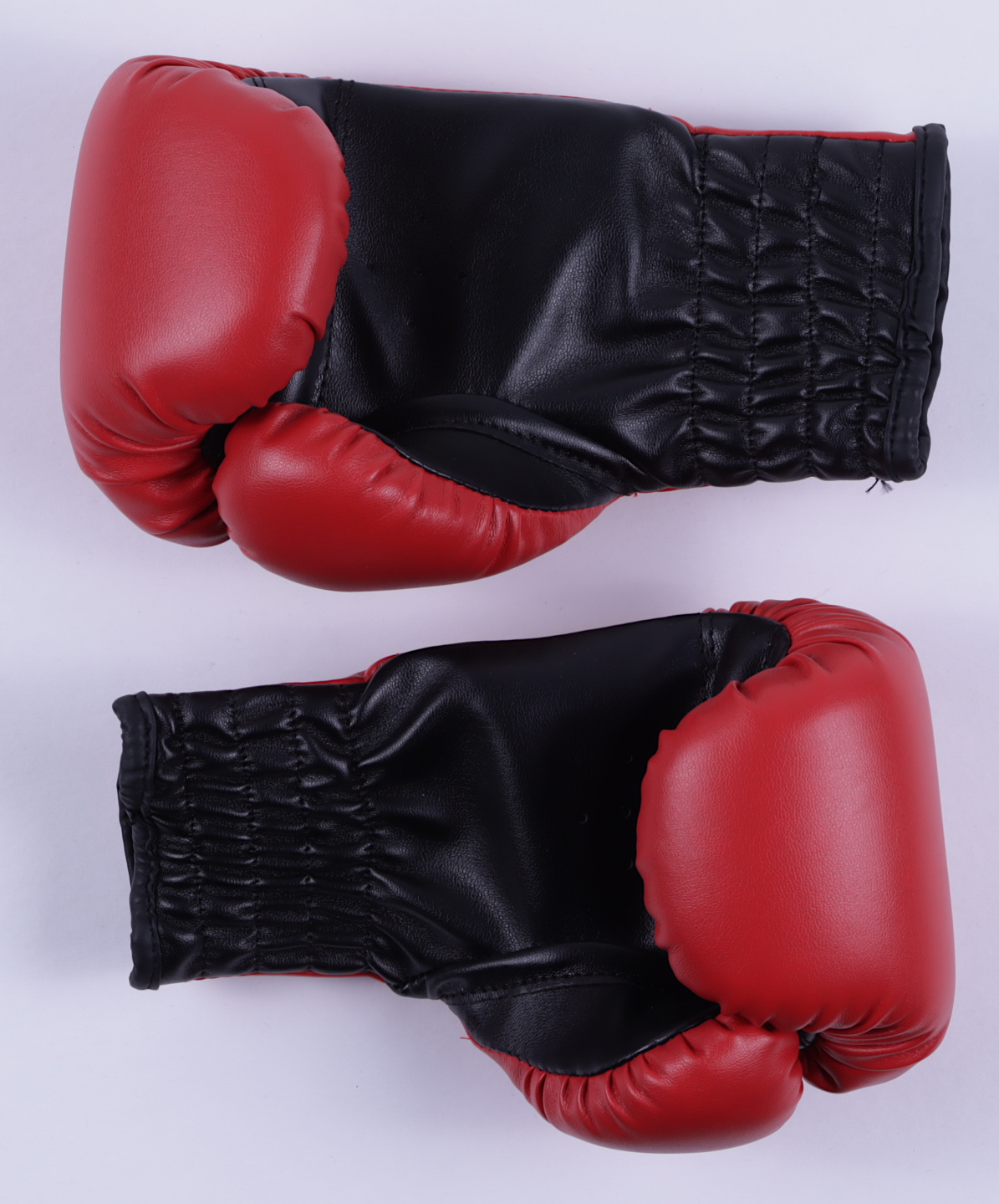 Mike Tyson Signed Ringside Boxing Glove with Phot Display Case (PSA Hologram) at PristineAuction.com Mike Tyson Signed Ringside Boxing Glove with Phot Display Case (PSA Hologram) at PristineAuction.com